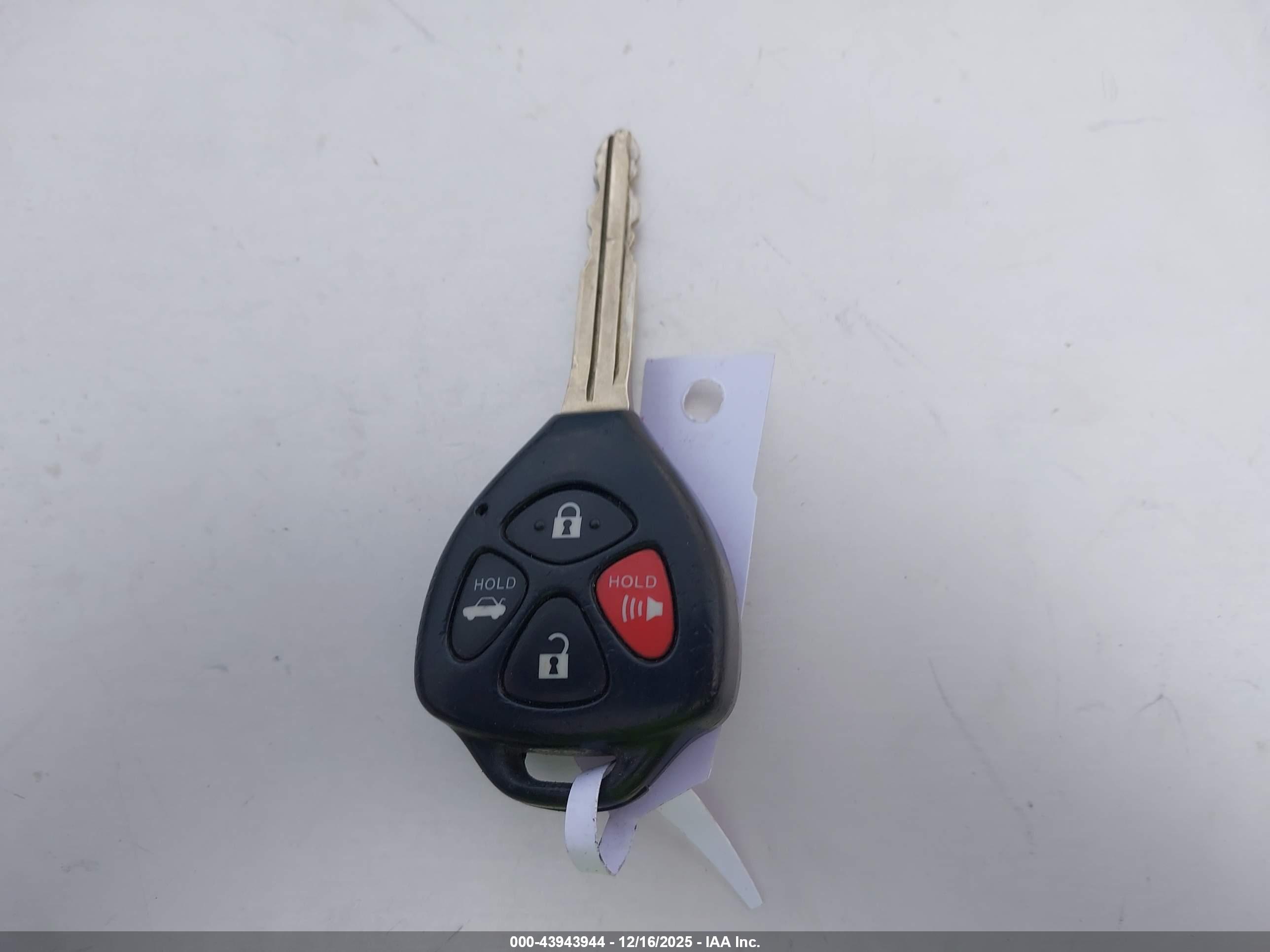 TOYOTA COROLLA image 11