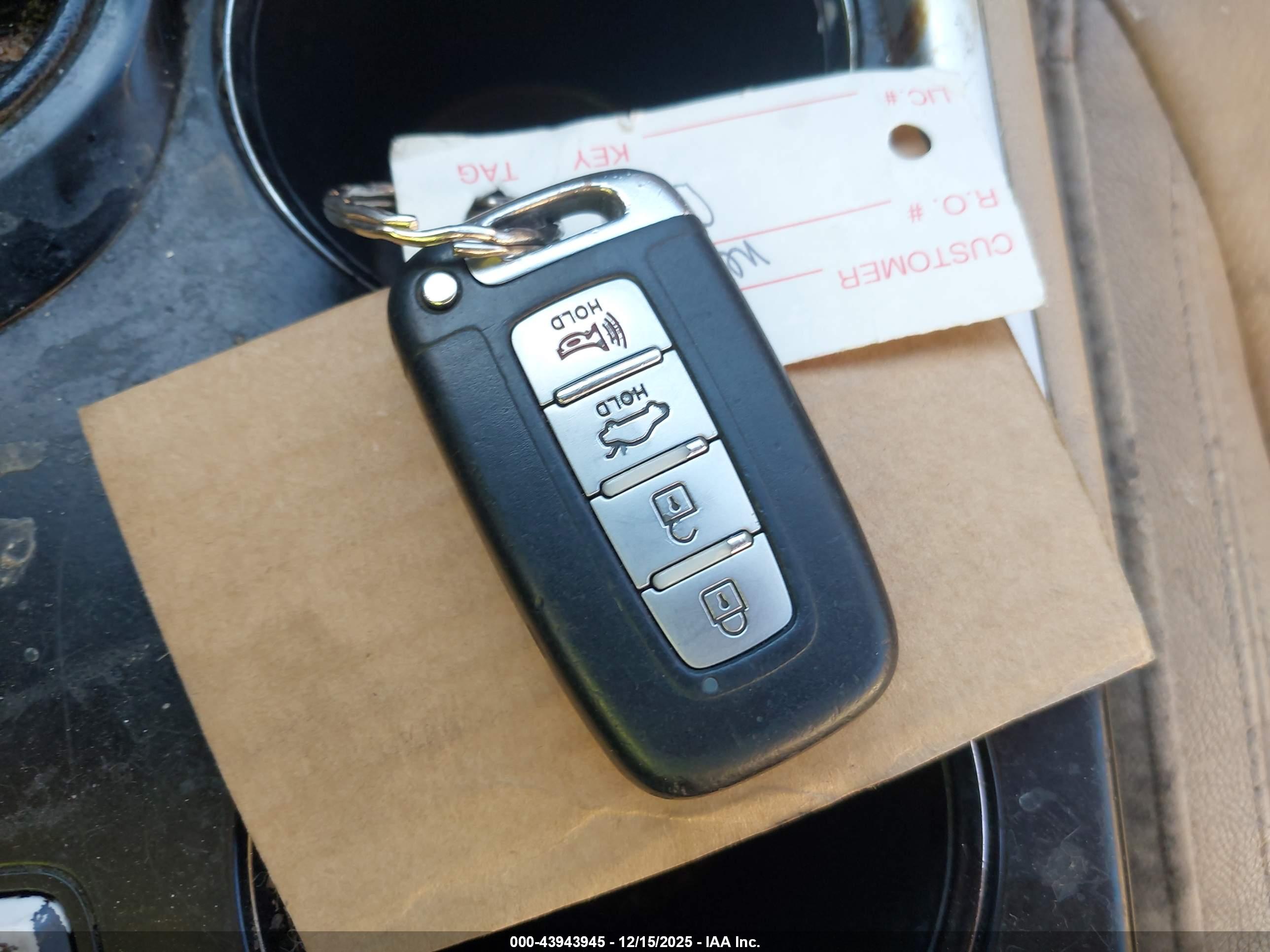 HYUNDAI SONATA image 11