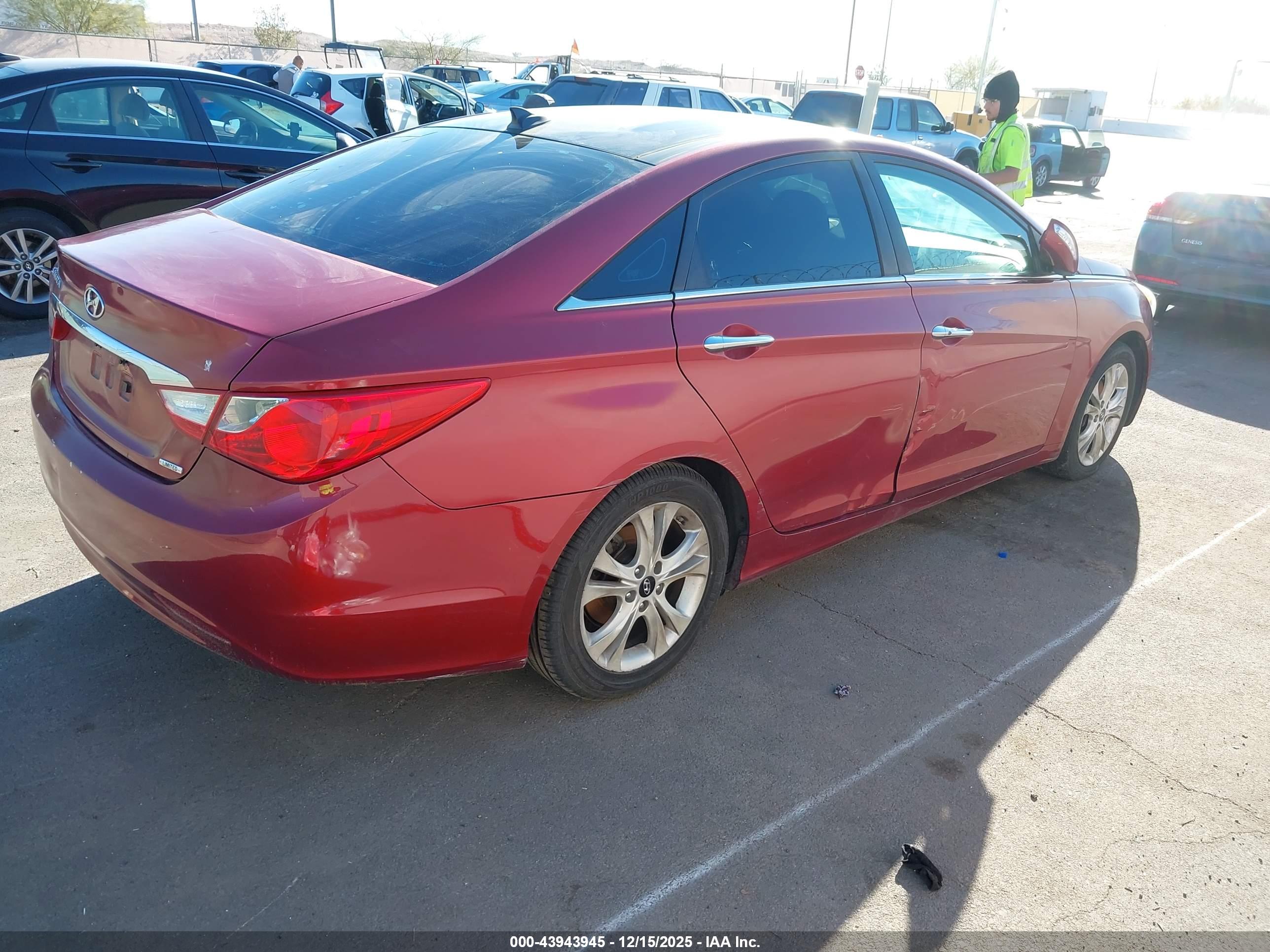 HYUNDAI SONATA image 4