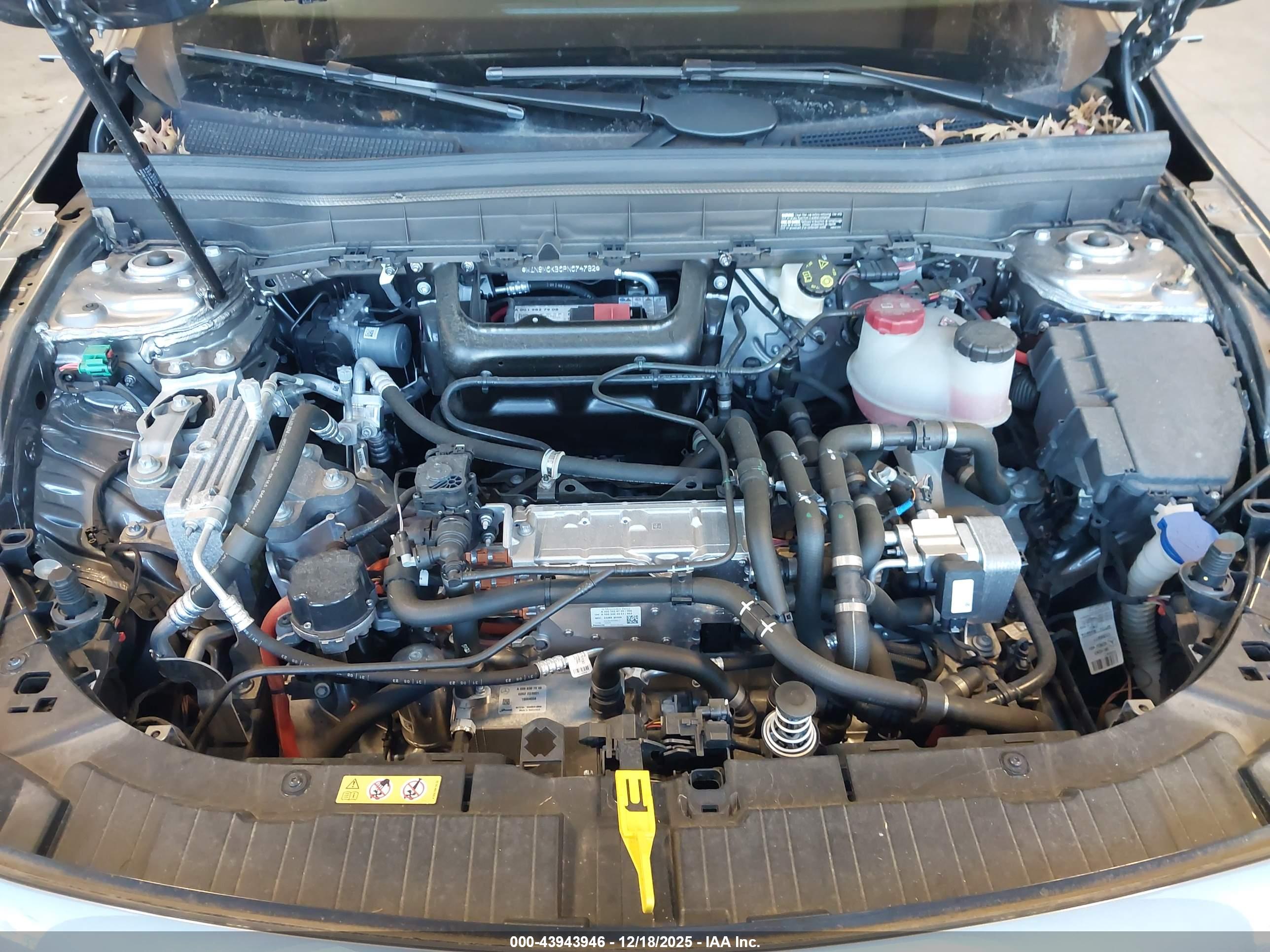 MERCEDES-BENZ EQB image 10