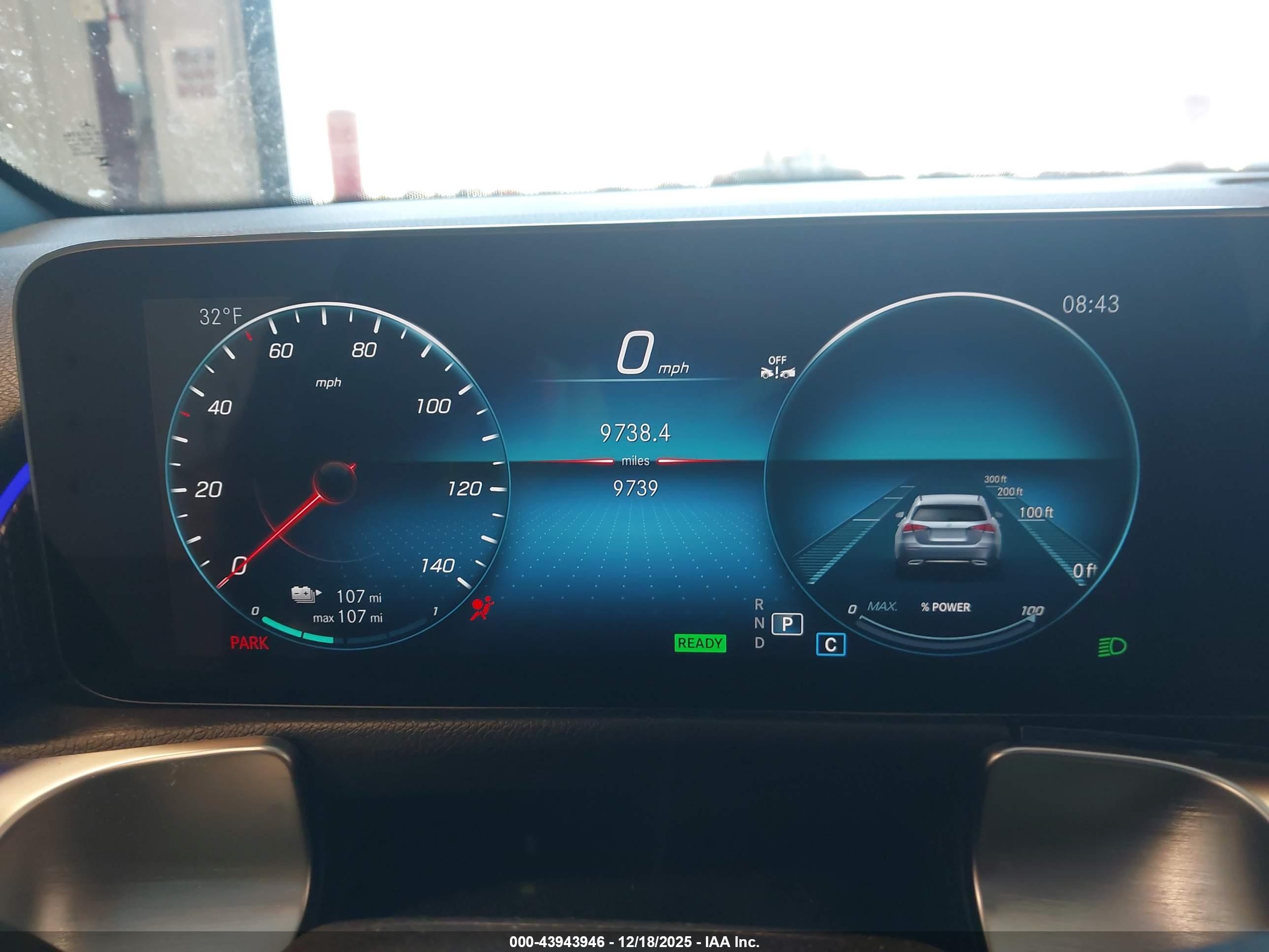MERCEDES-BENZ EQB image 7