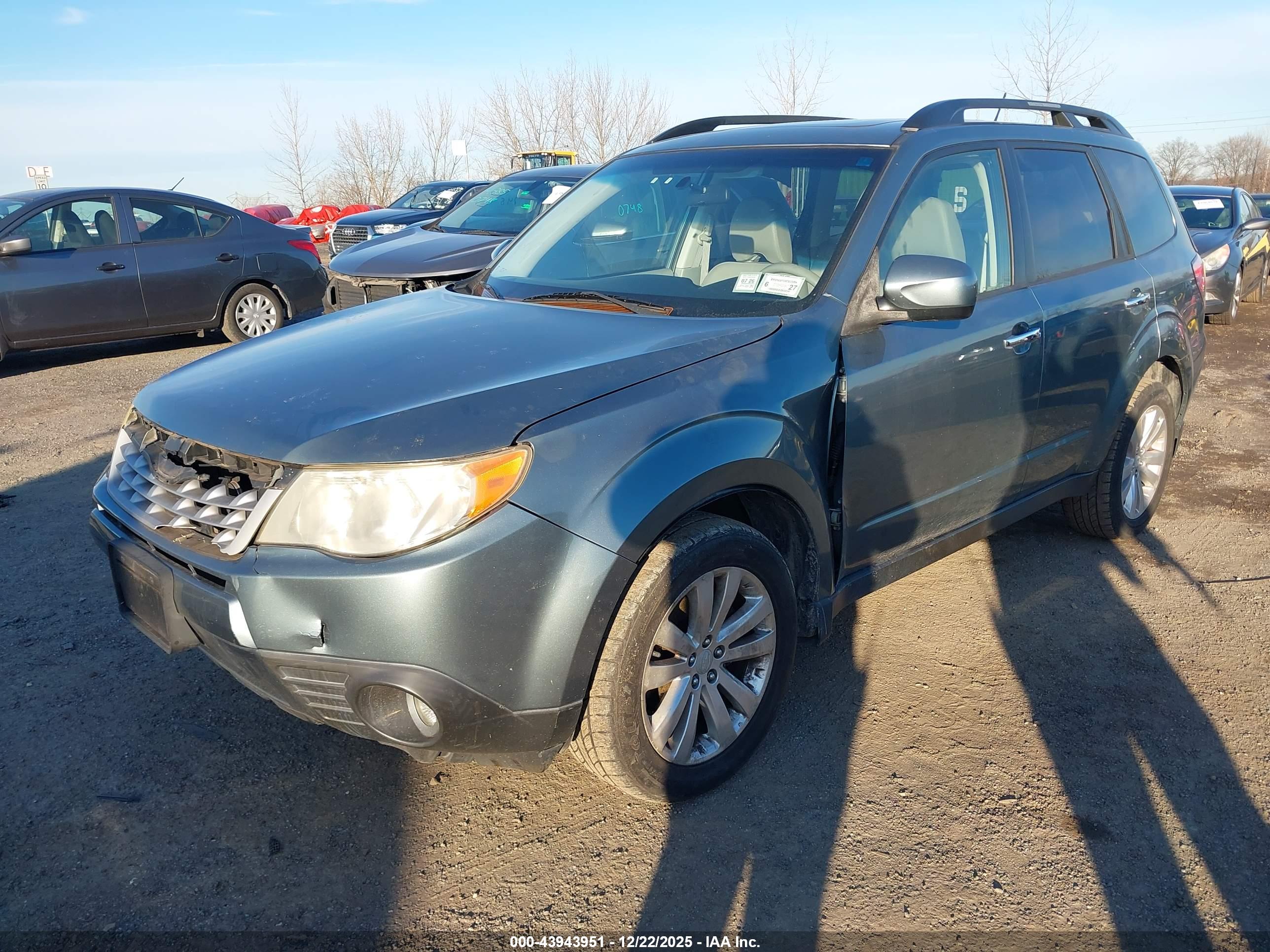 SUBARU FORESTER image 2