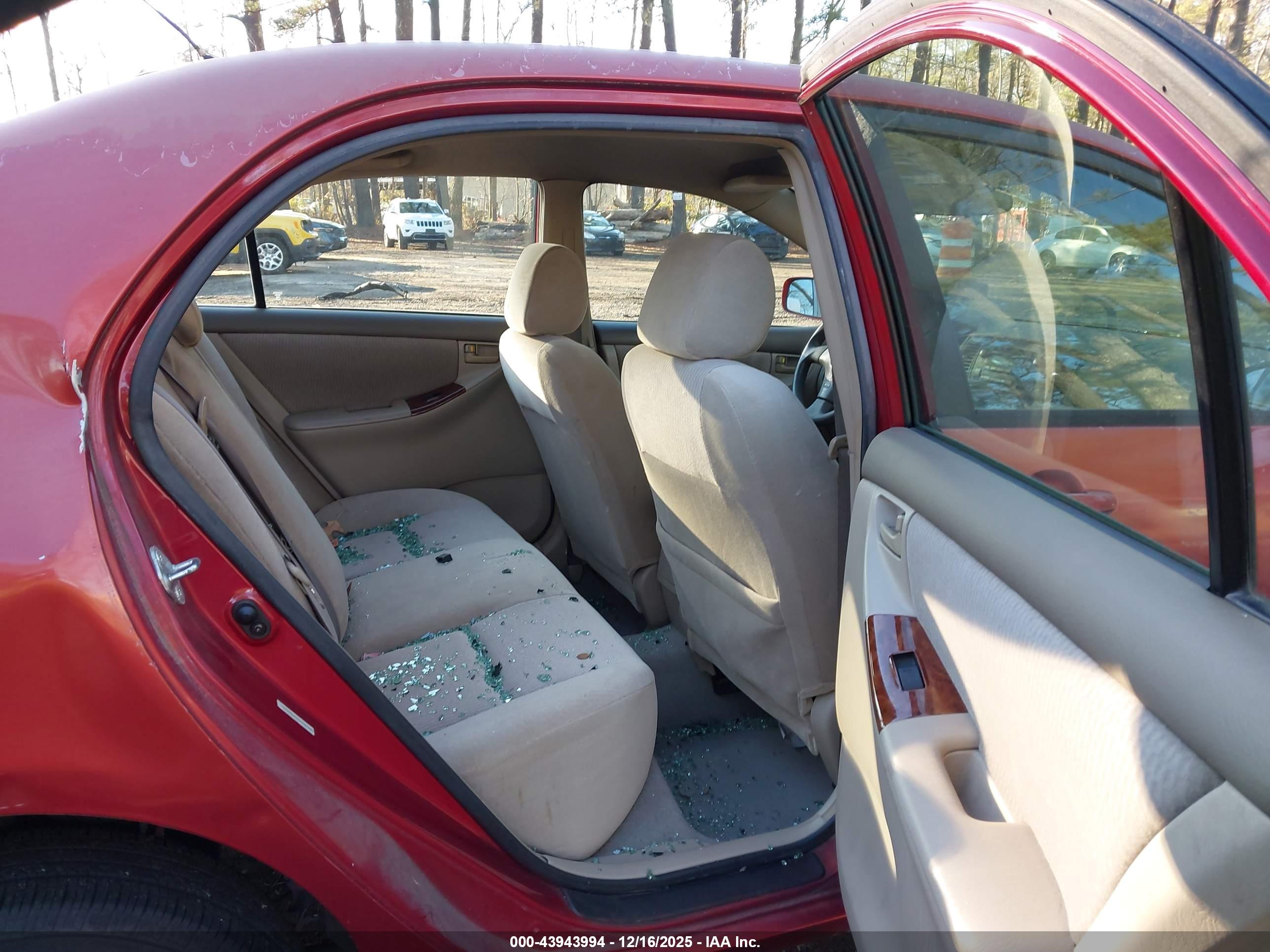 TOYOTA COROLLA image 8