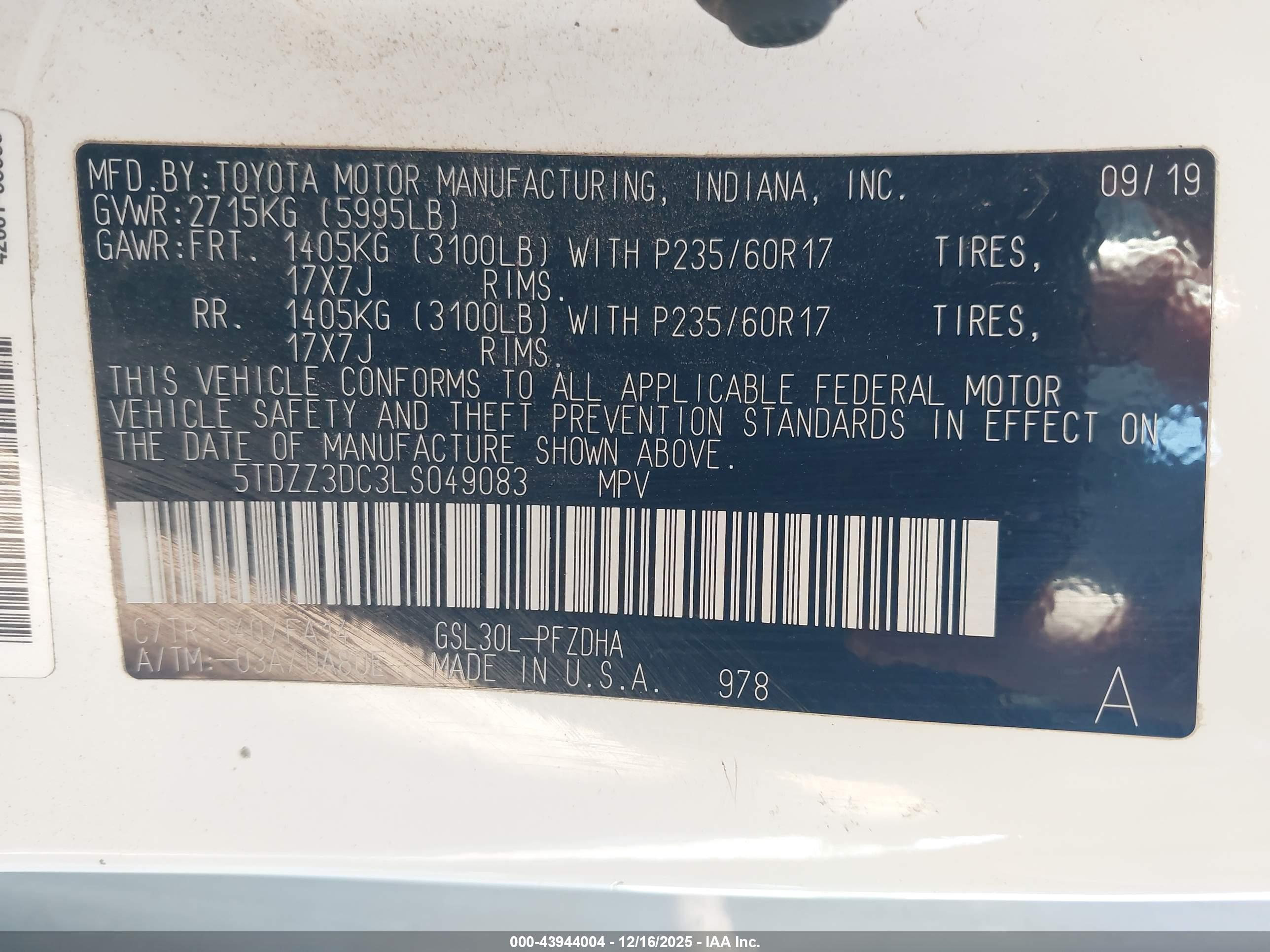 TOYOTA SIENNA image 9