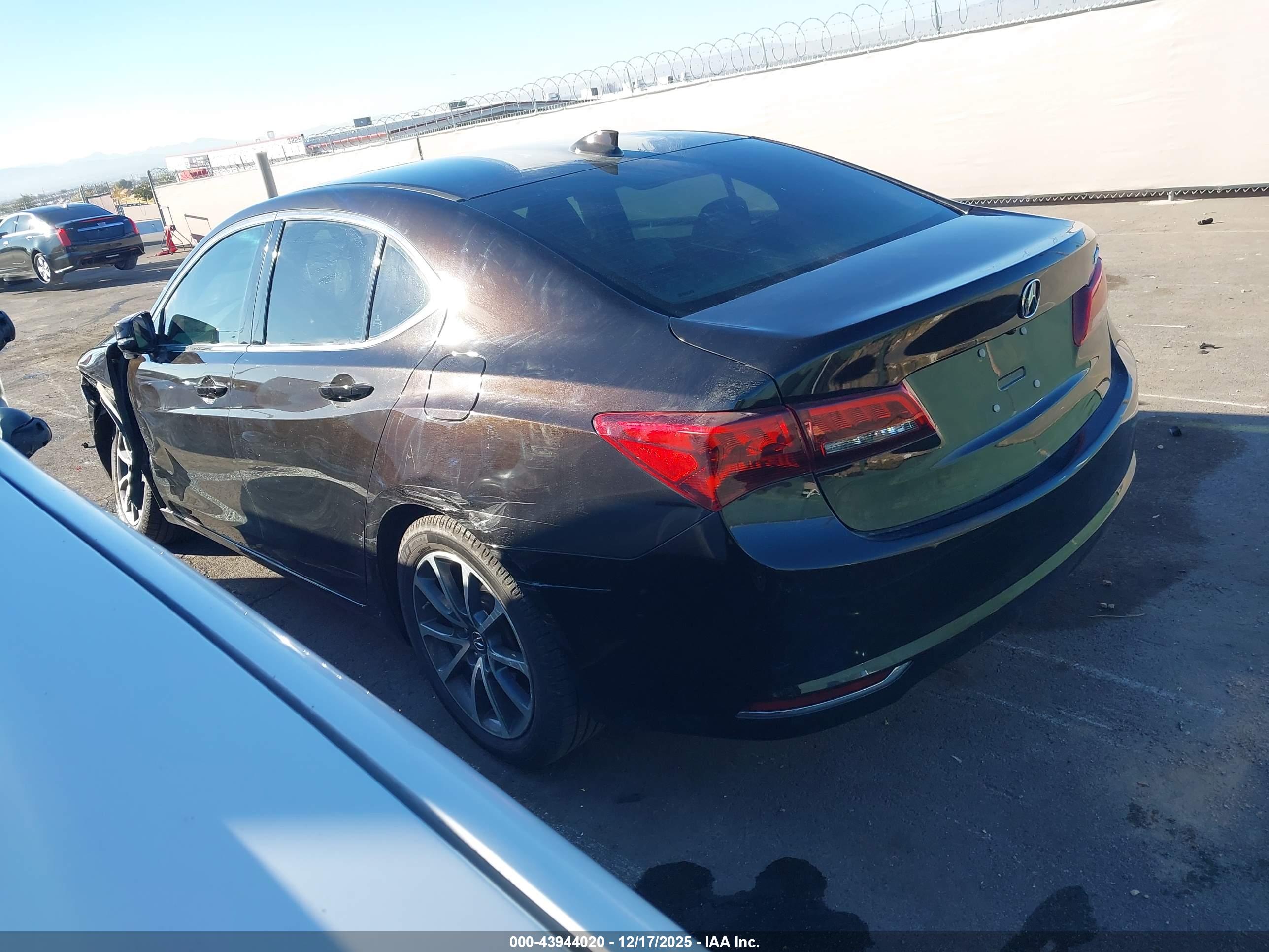ACURA TLX image 3