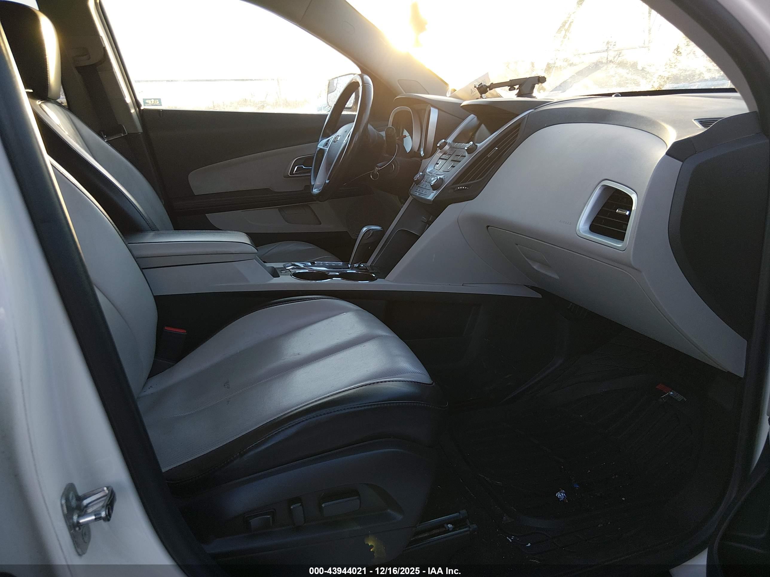 CHEVROLET EQUINOX image 5