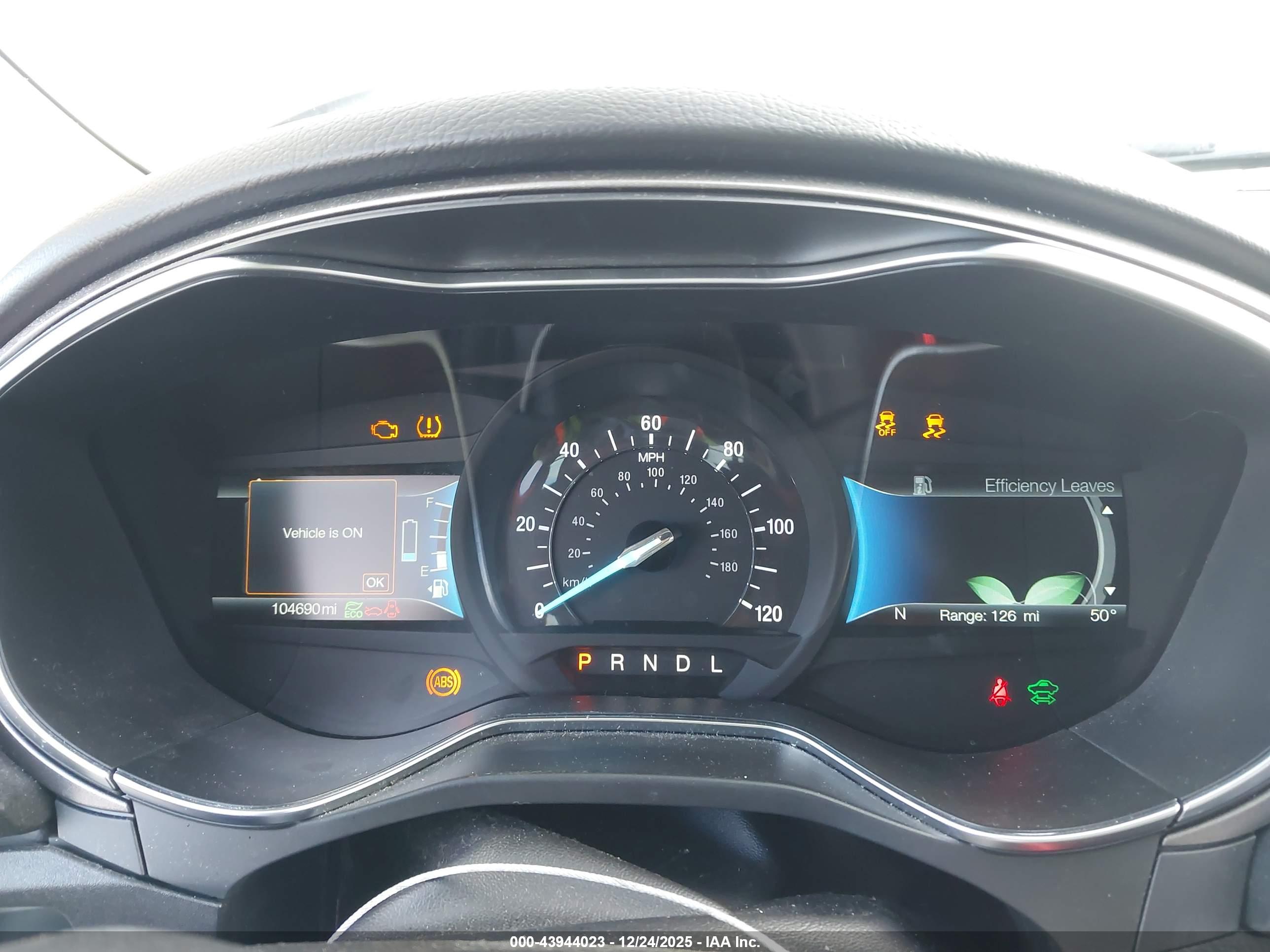 FORD FUSION image 7