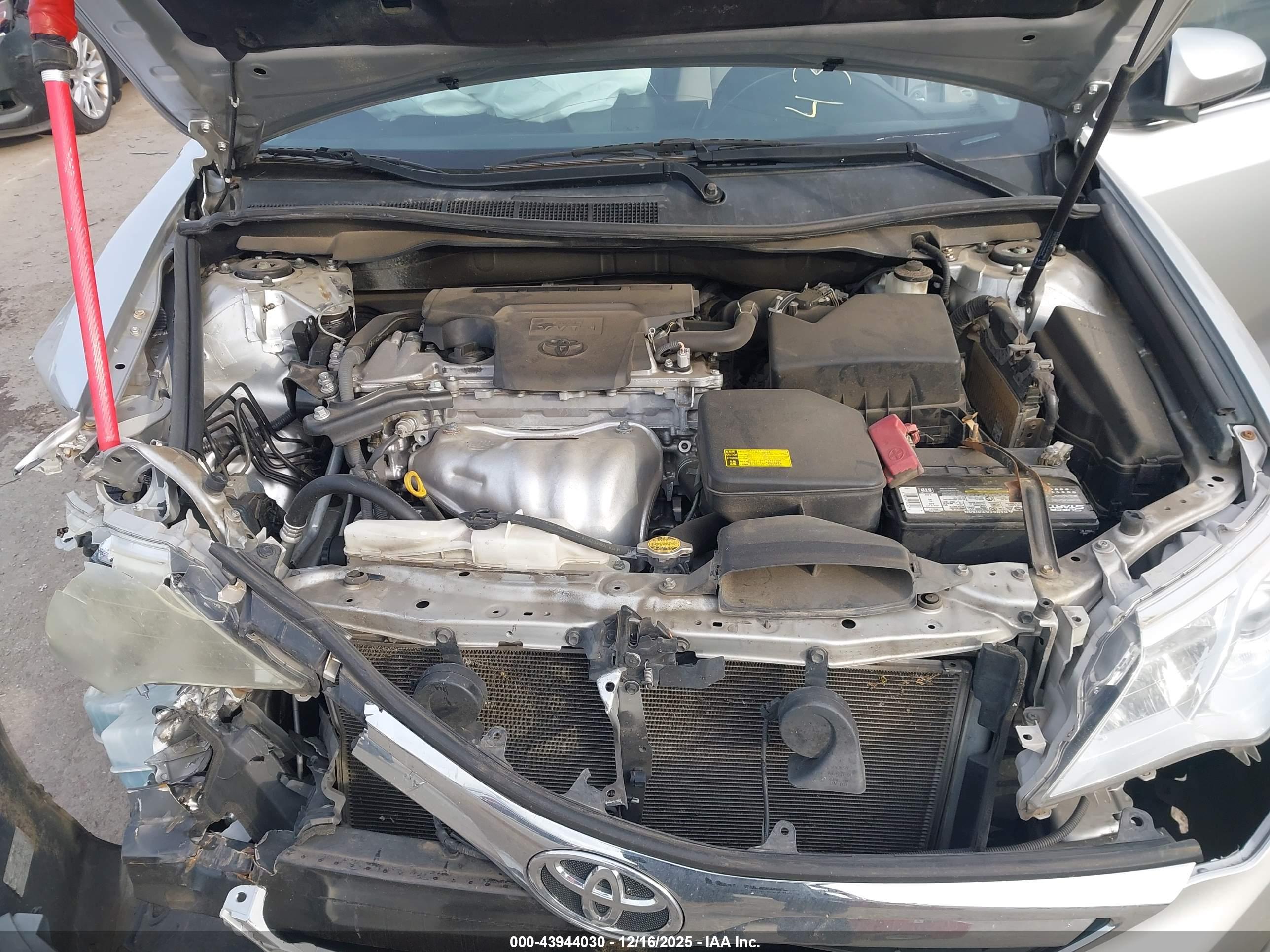 TOYOTA CAMRY image 10