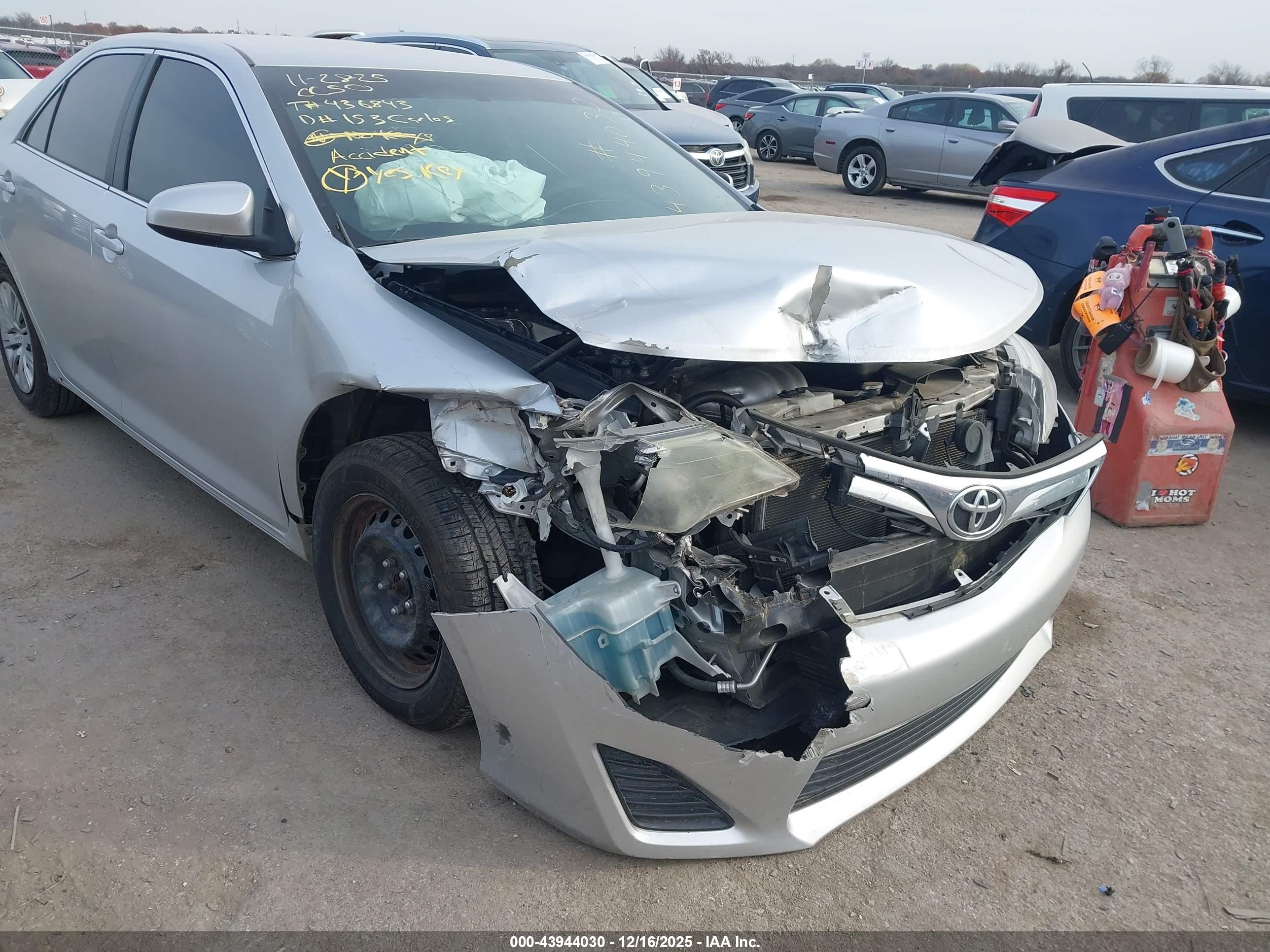 TOYOTA CAMRY image 6