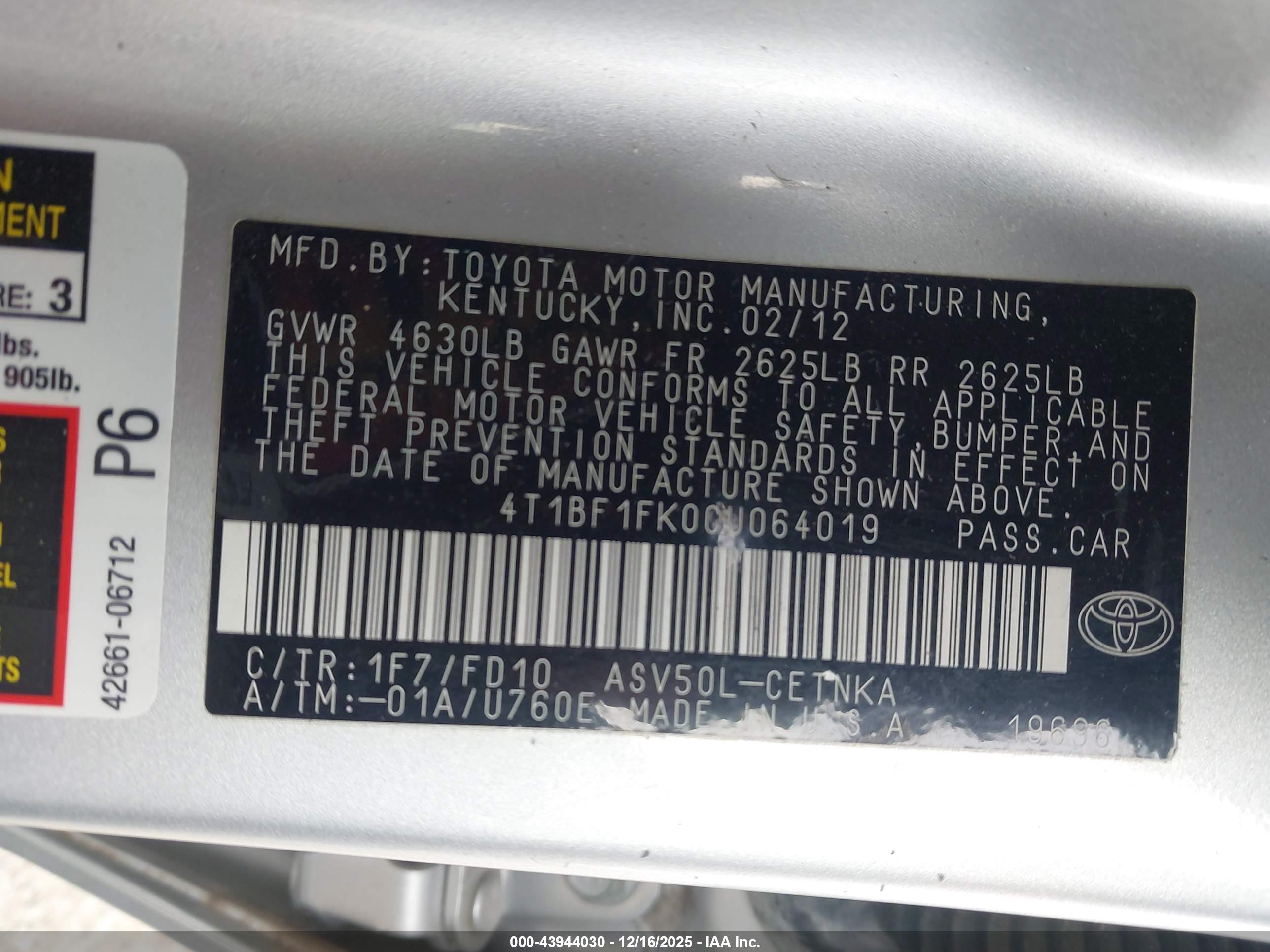 TOYOTA CAMRY image 9