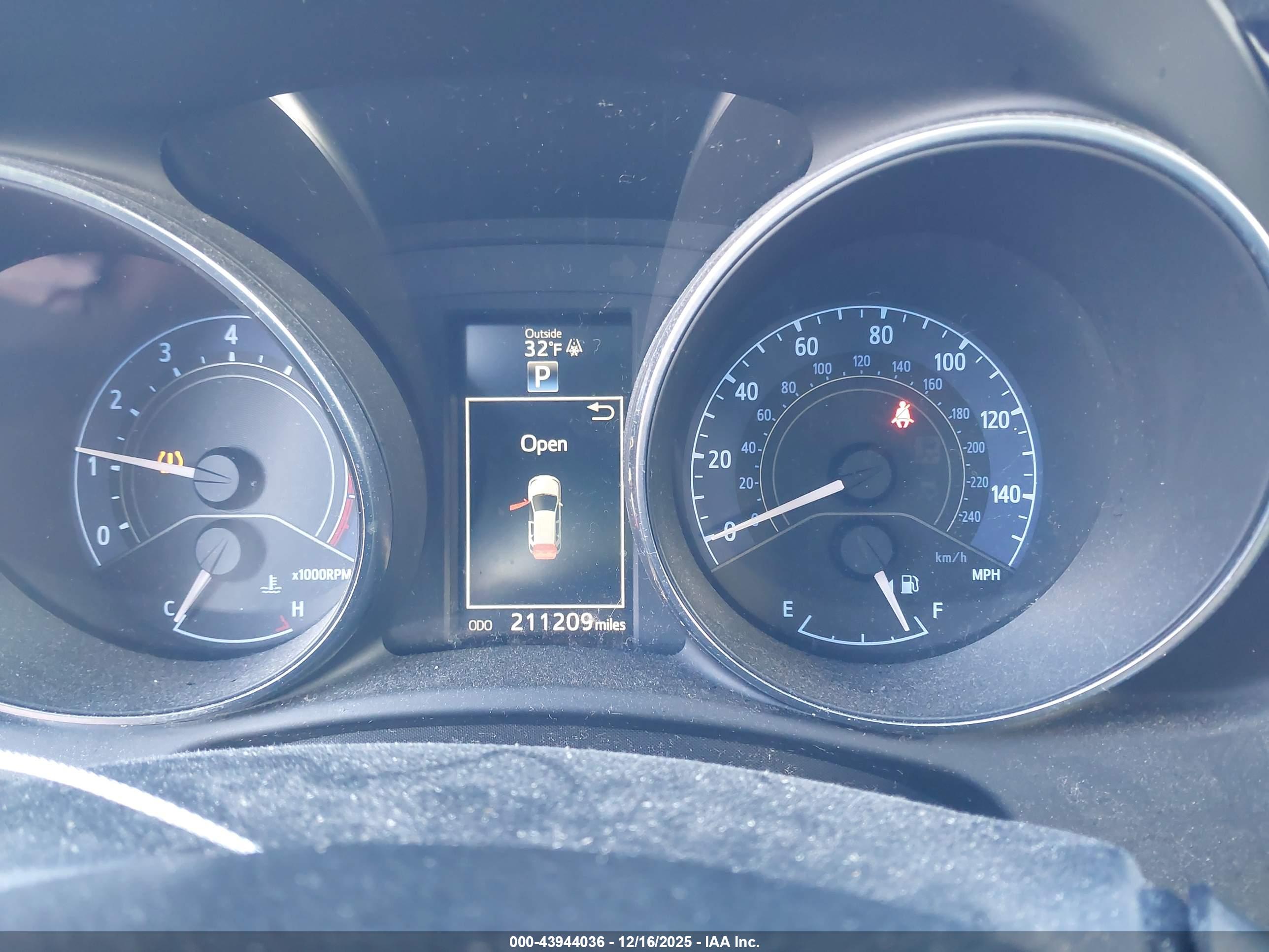 SCION IM image 7