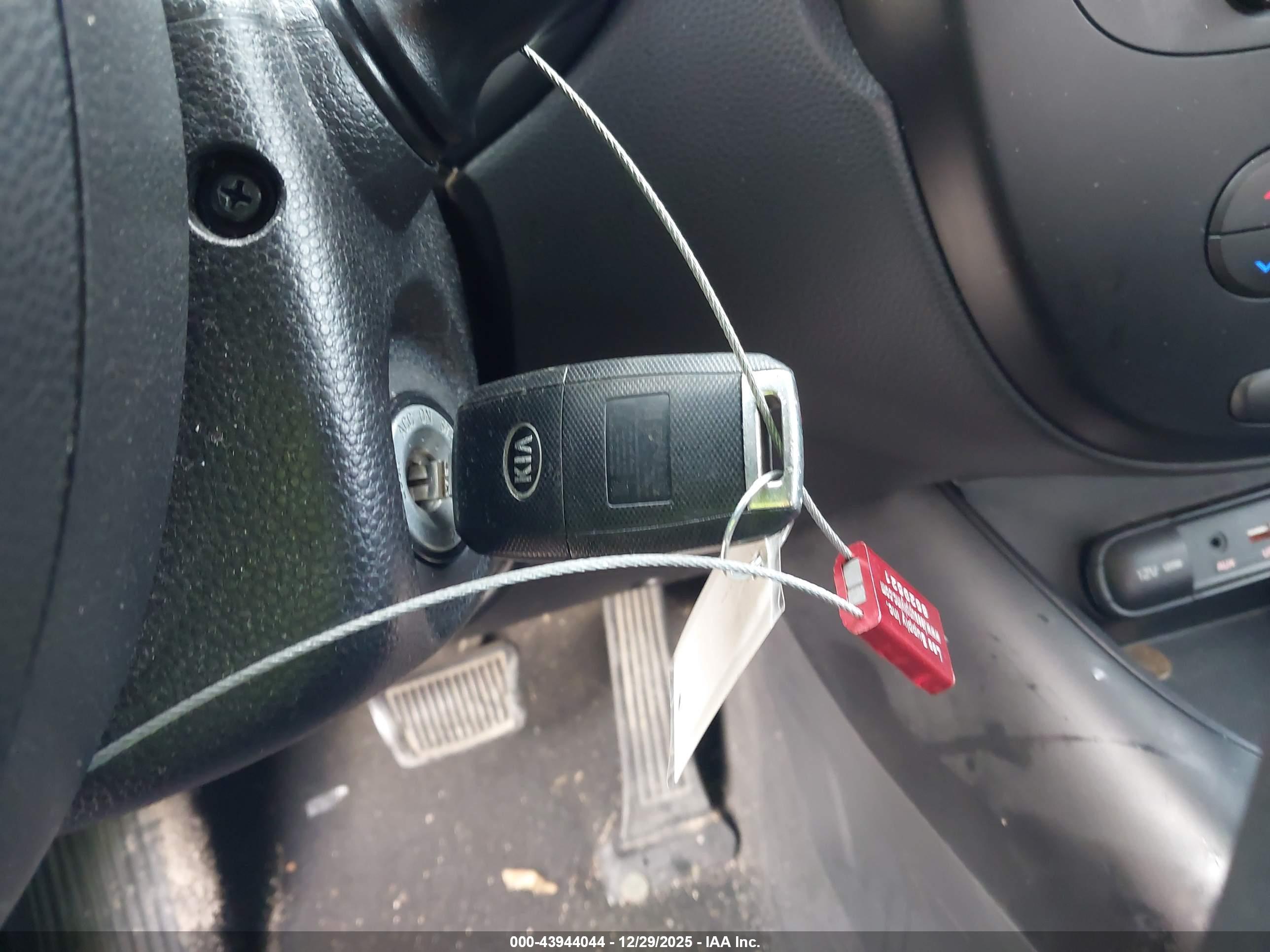 KIA SOUL image 11