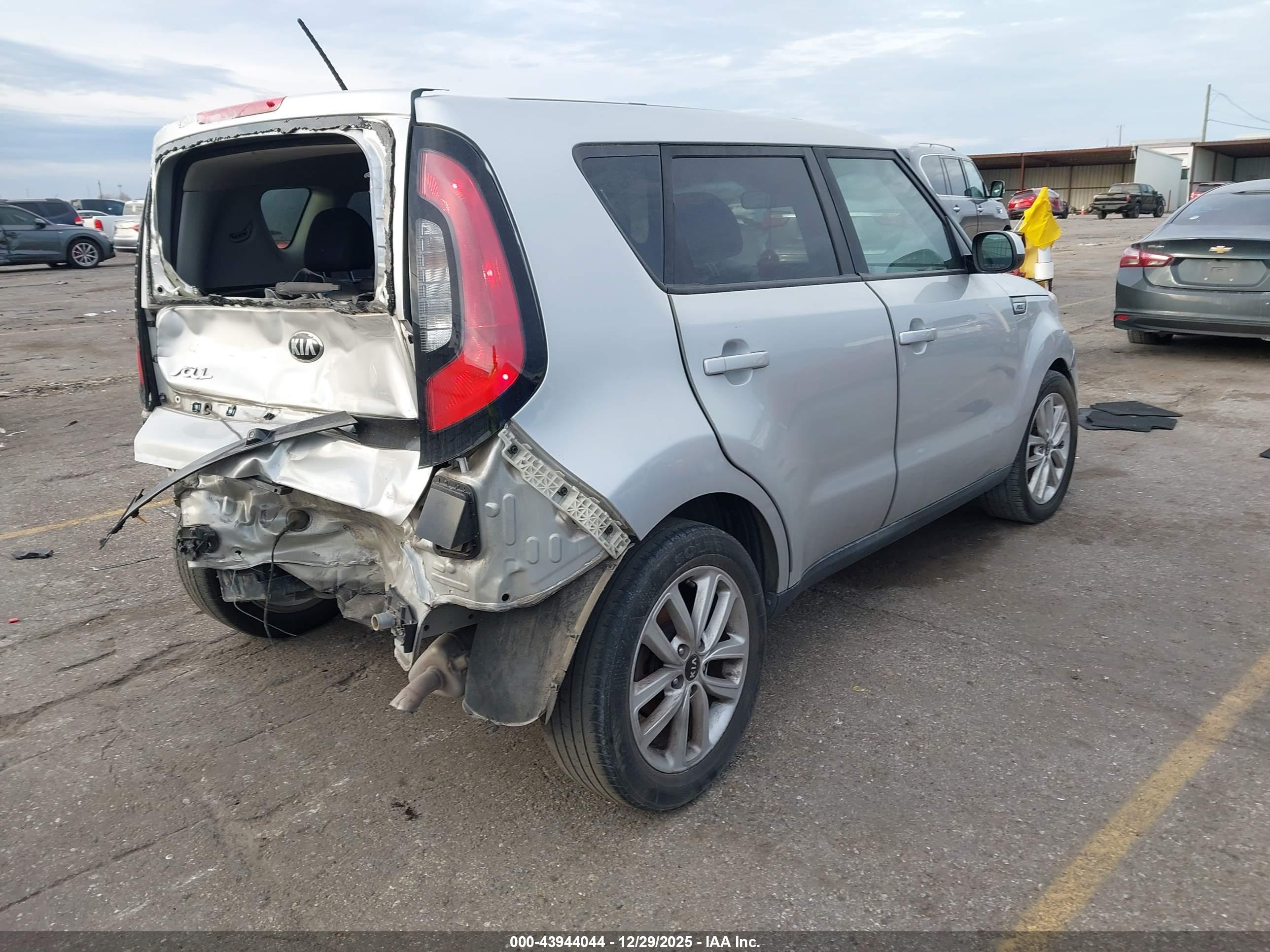 KIA SOUL image 4