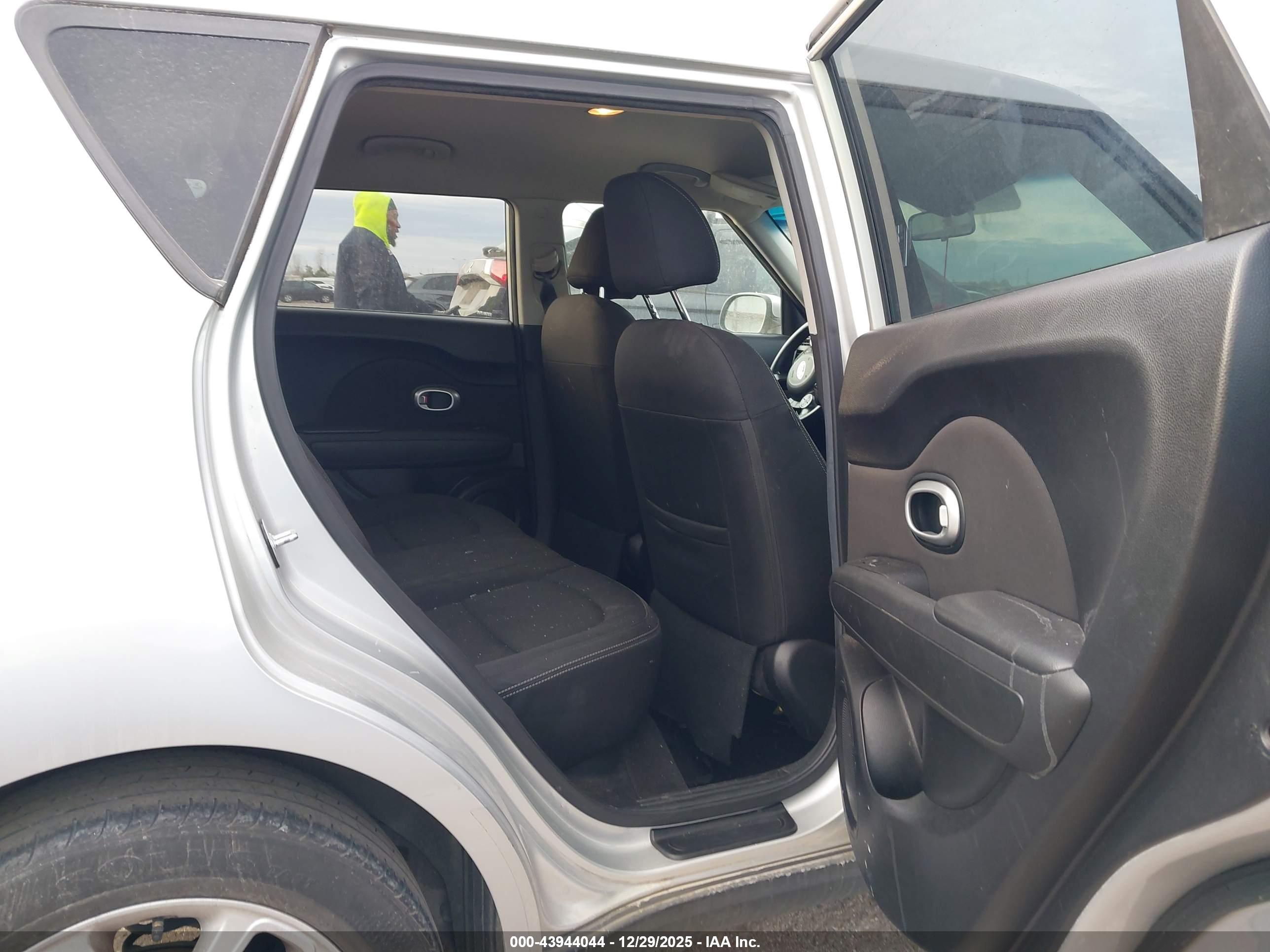KIA SOUL image 8