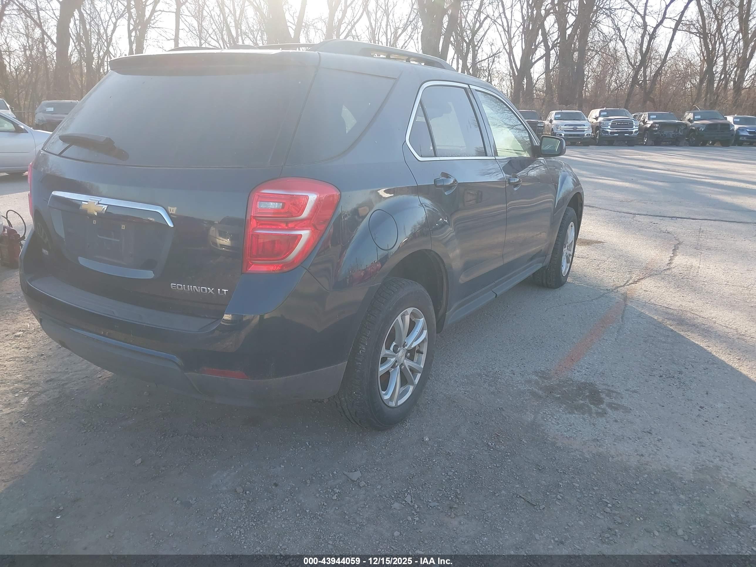 CHEVROLET EQUINOX image 4