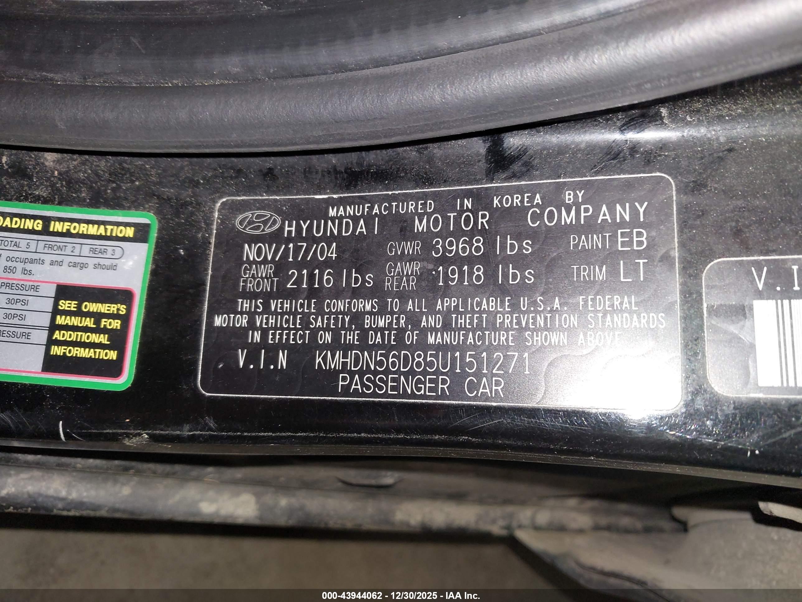HYUNDAI ELANTRA image 9