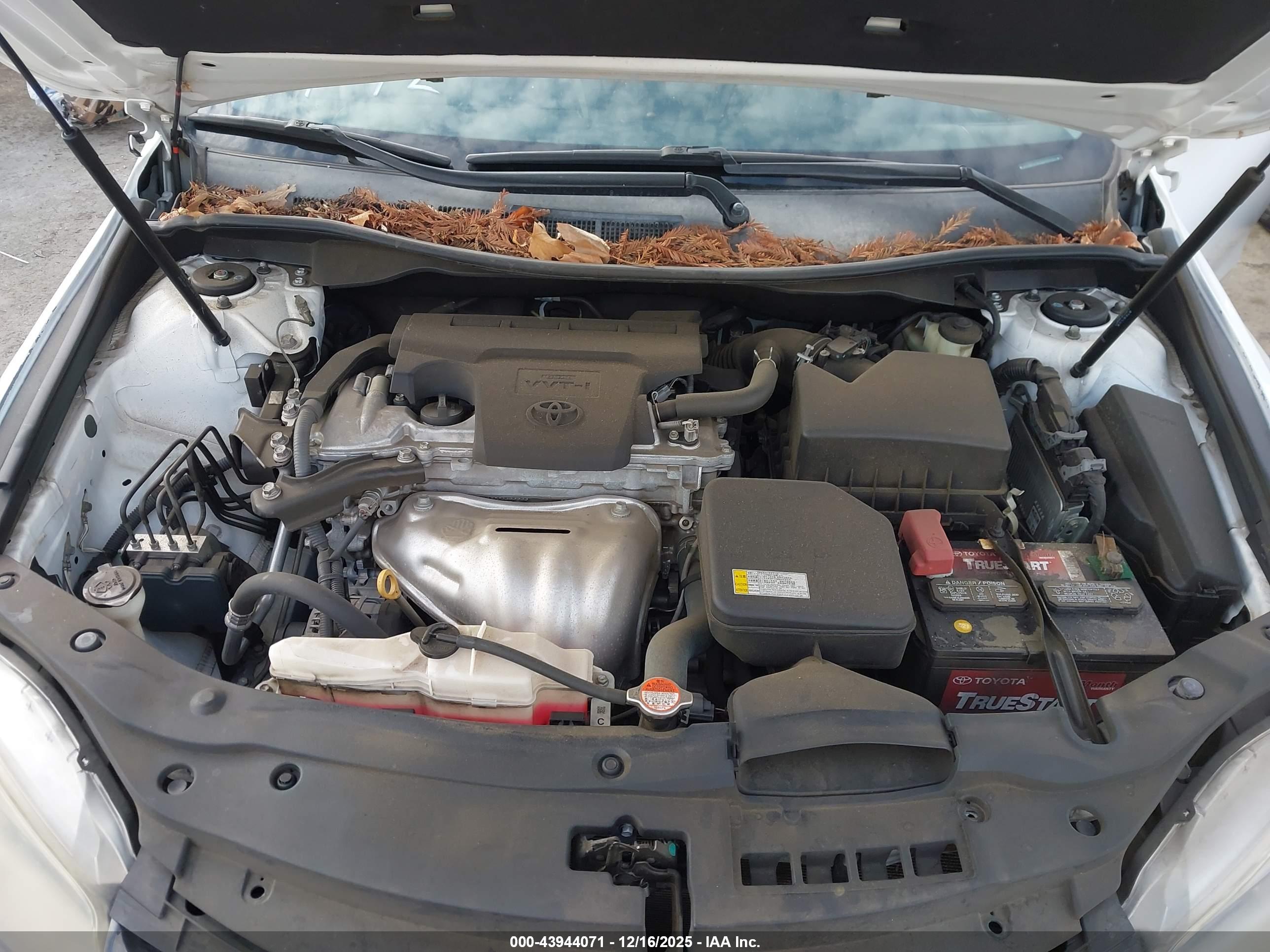 TOYOTA CAMRY image 10