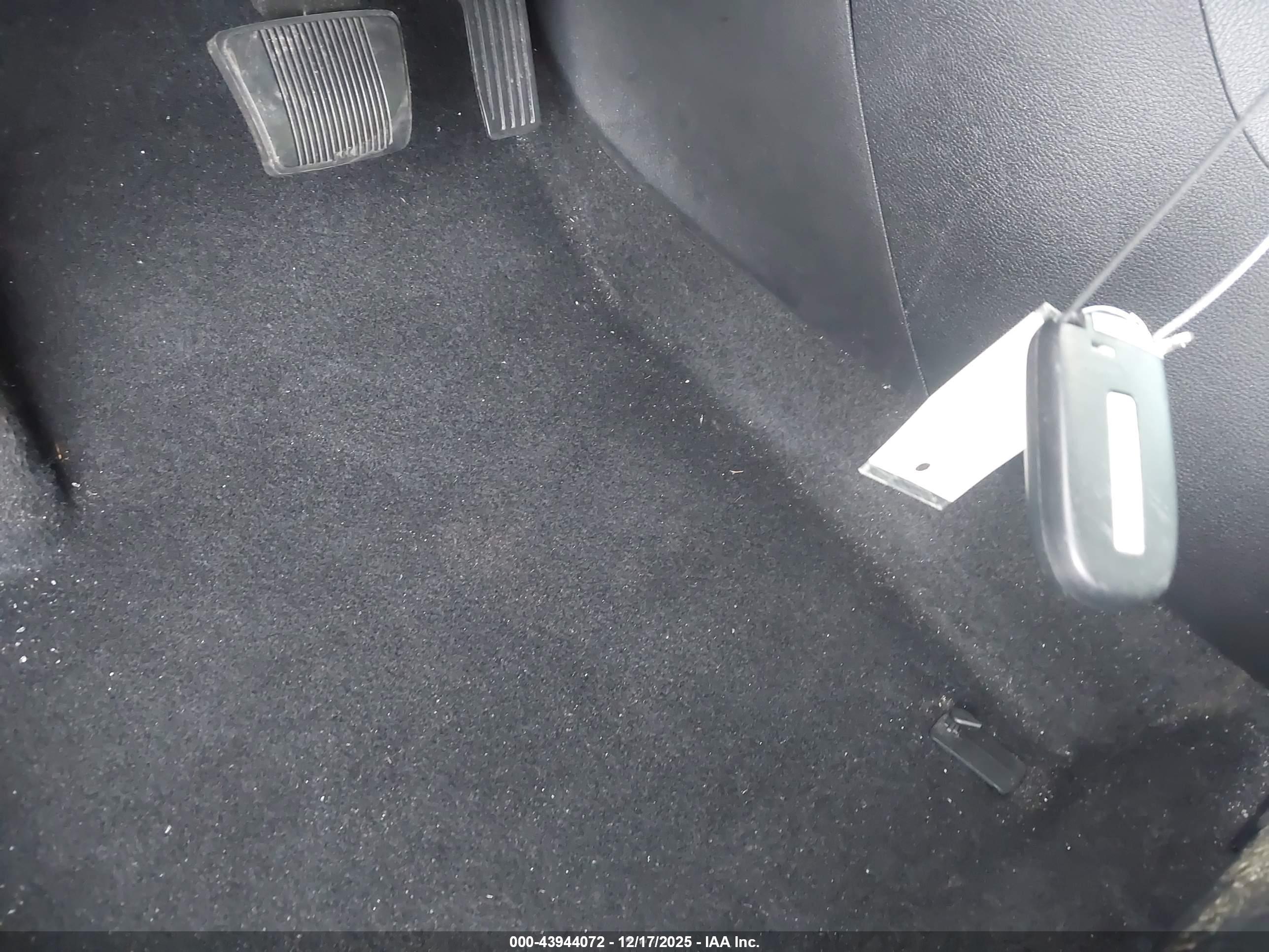 JEEP CHEROKEE image 11