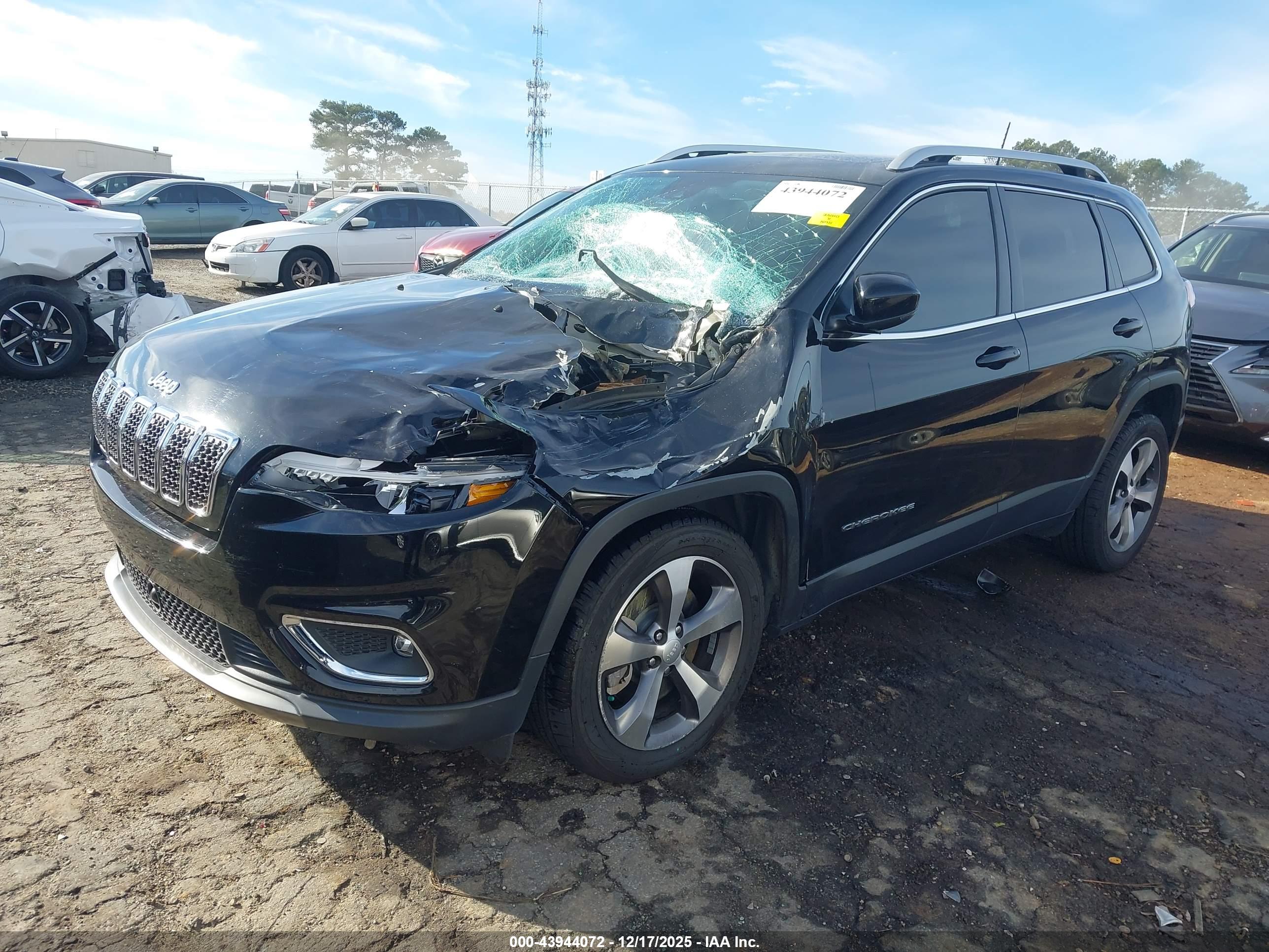 JEEP CHEROKEE image 2