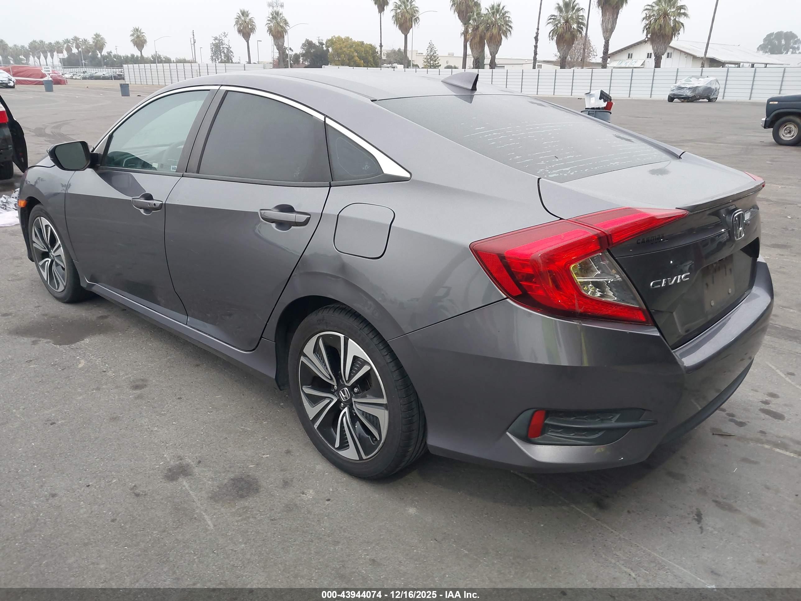 HONDA CIVIC image 3