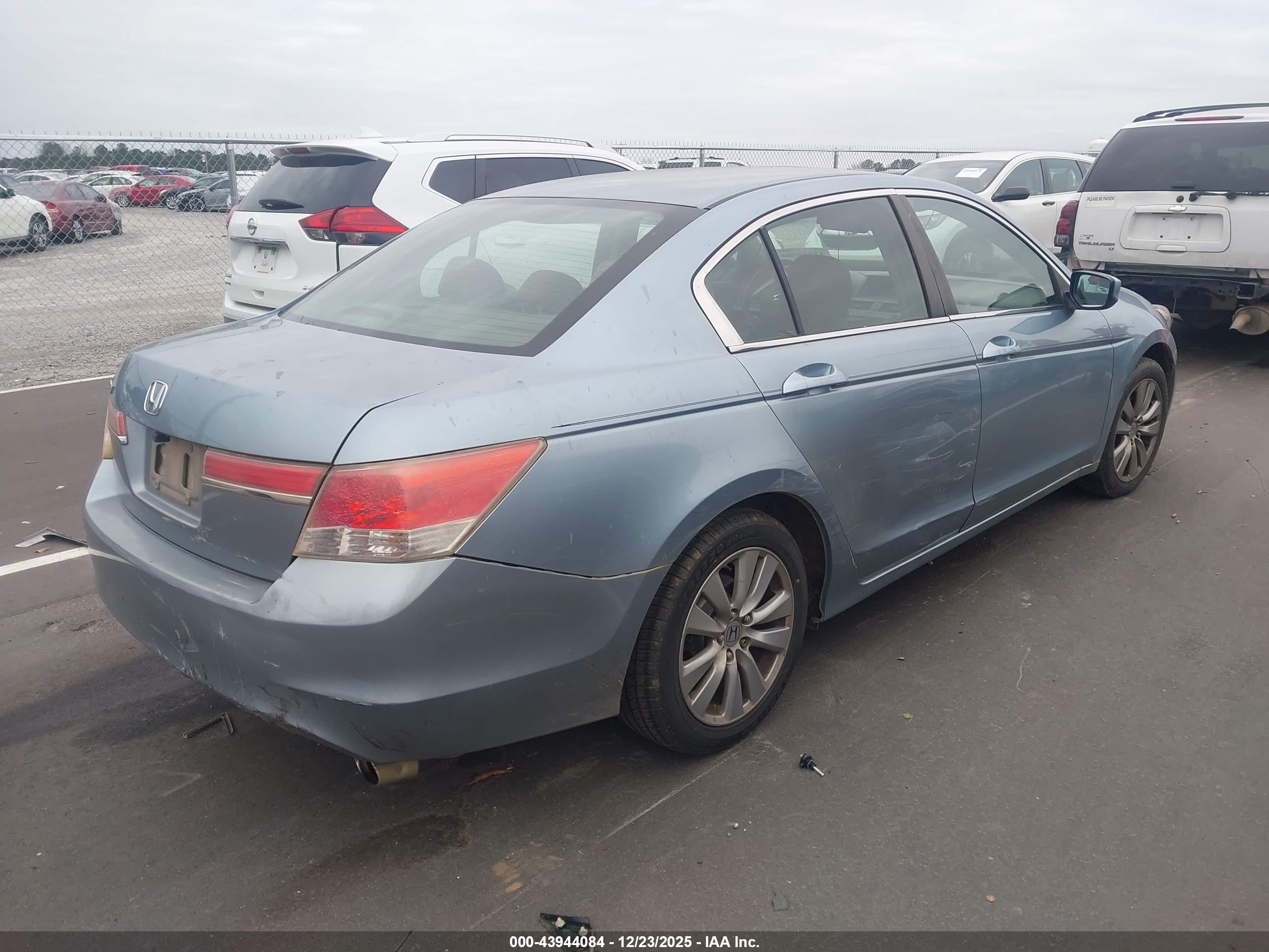 HONDA ACCORD image 4