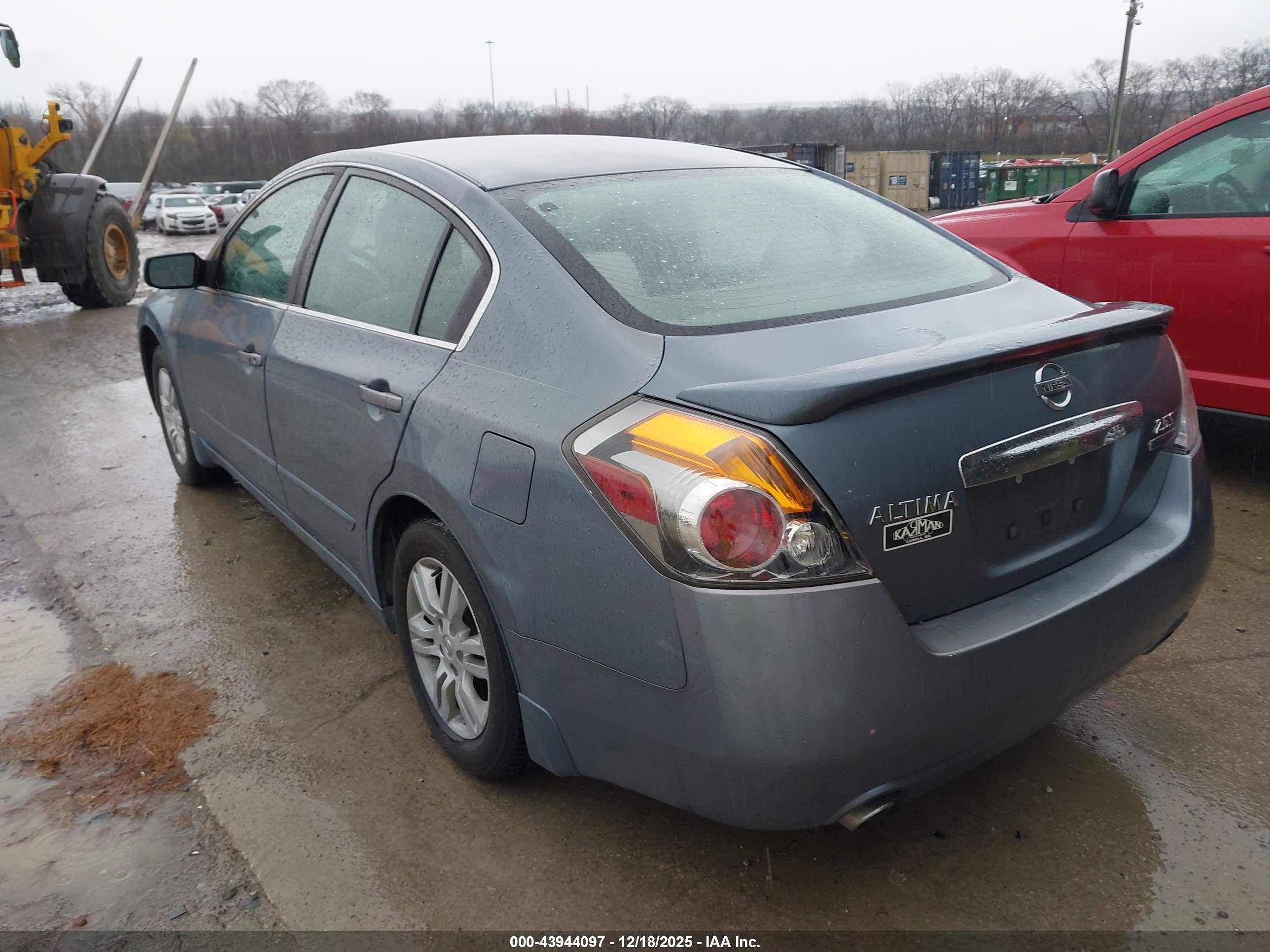 NISSAN ALTIMA image 3