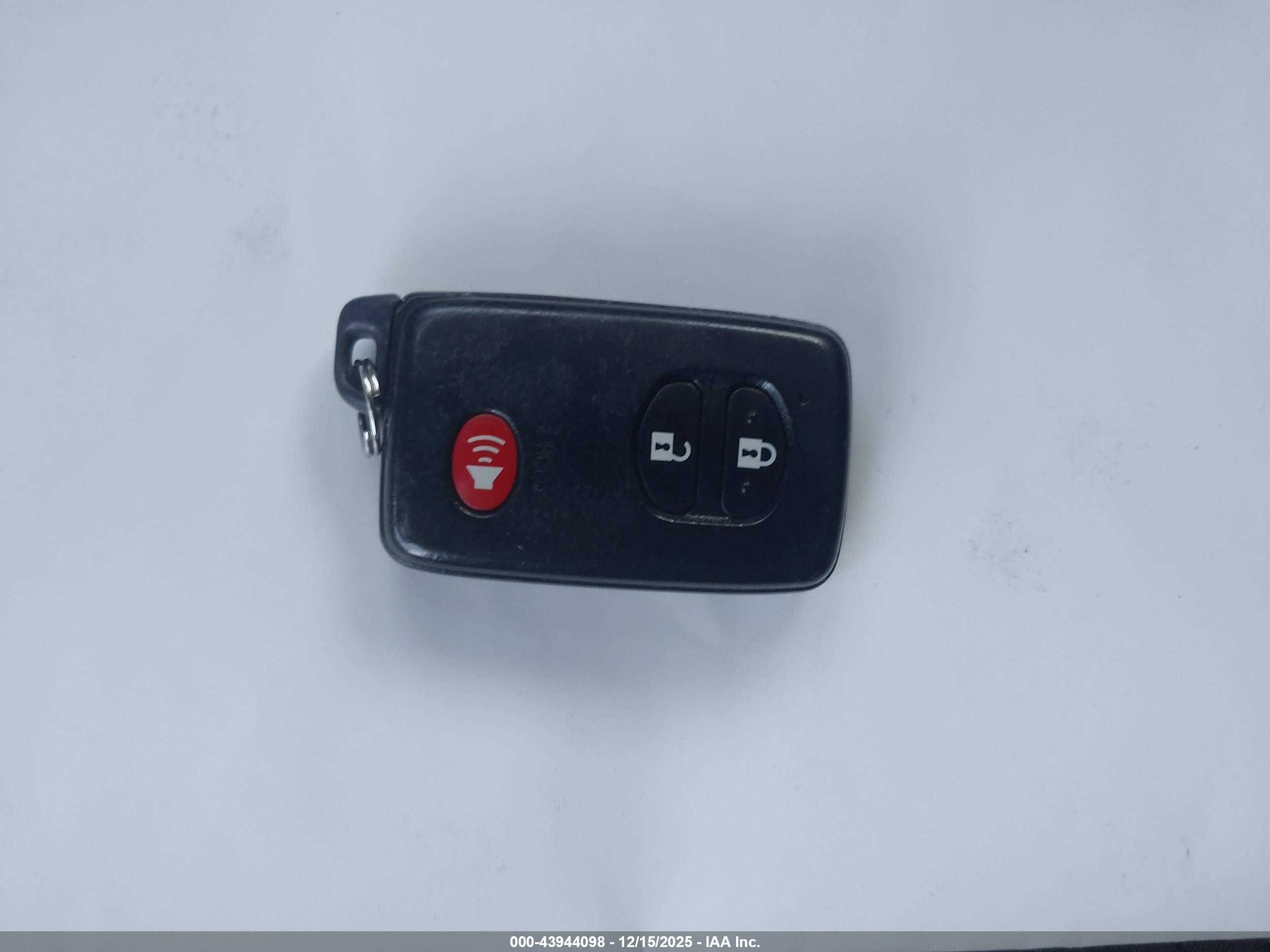 TOYOTA PRIUS image 11