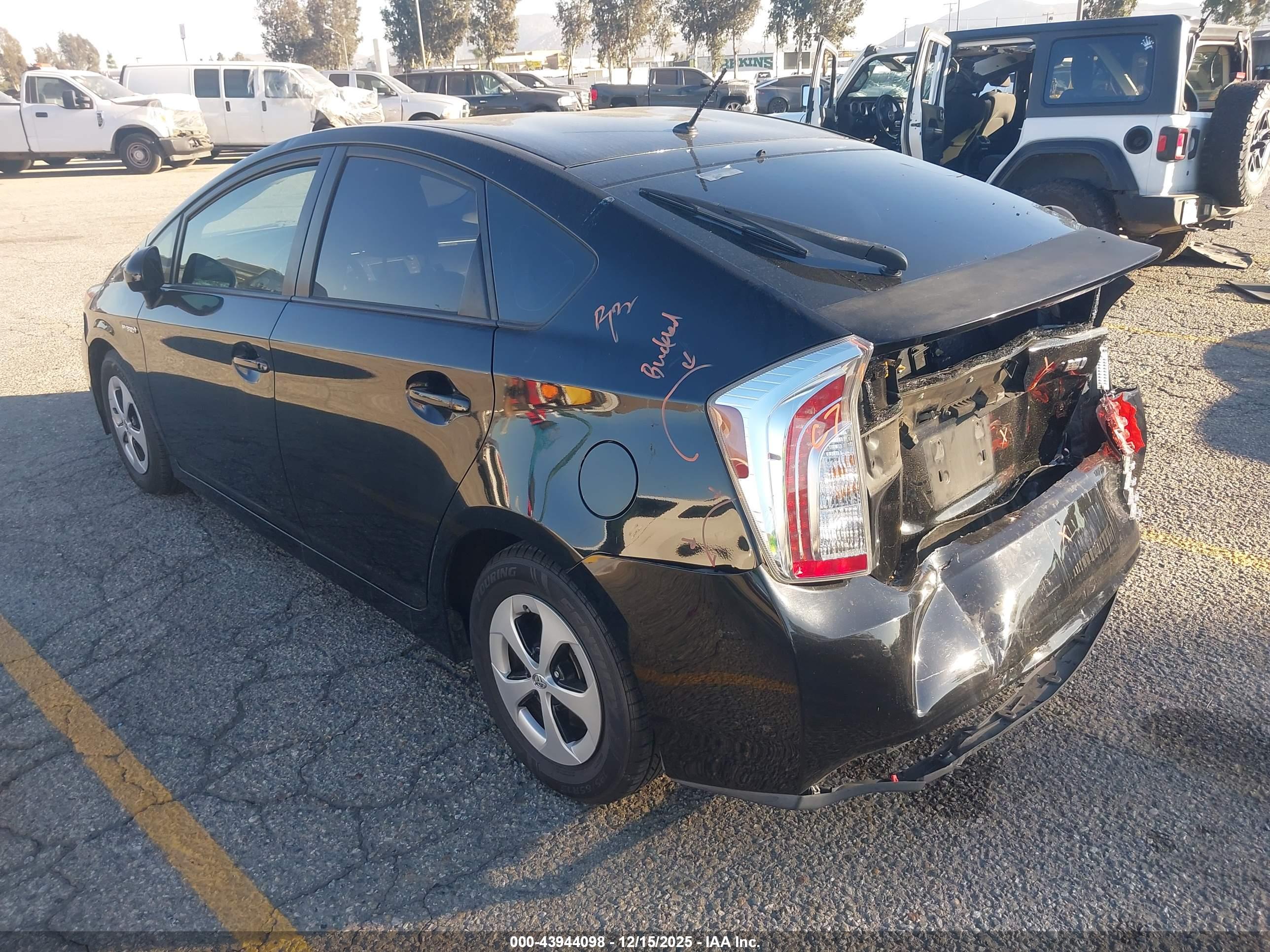 TOYOTA PRIUS image 3