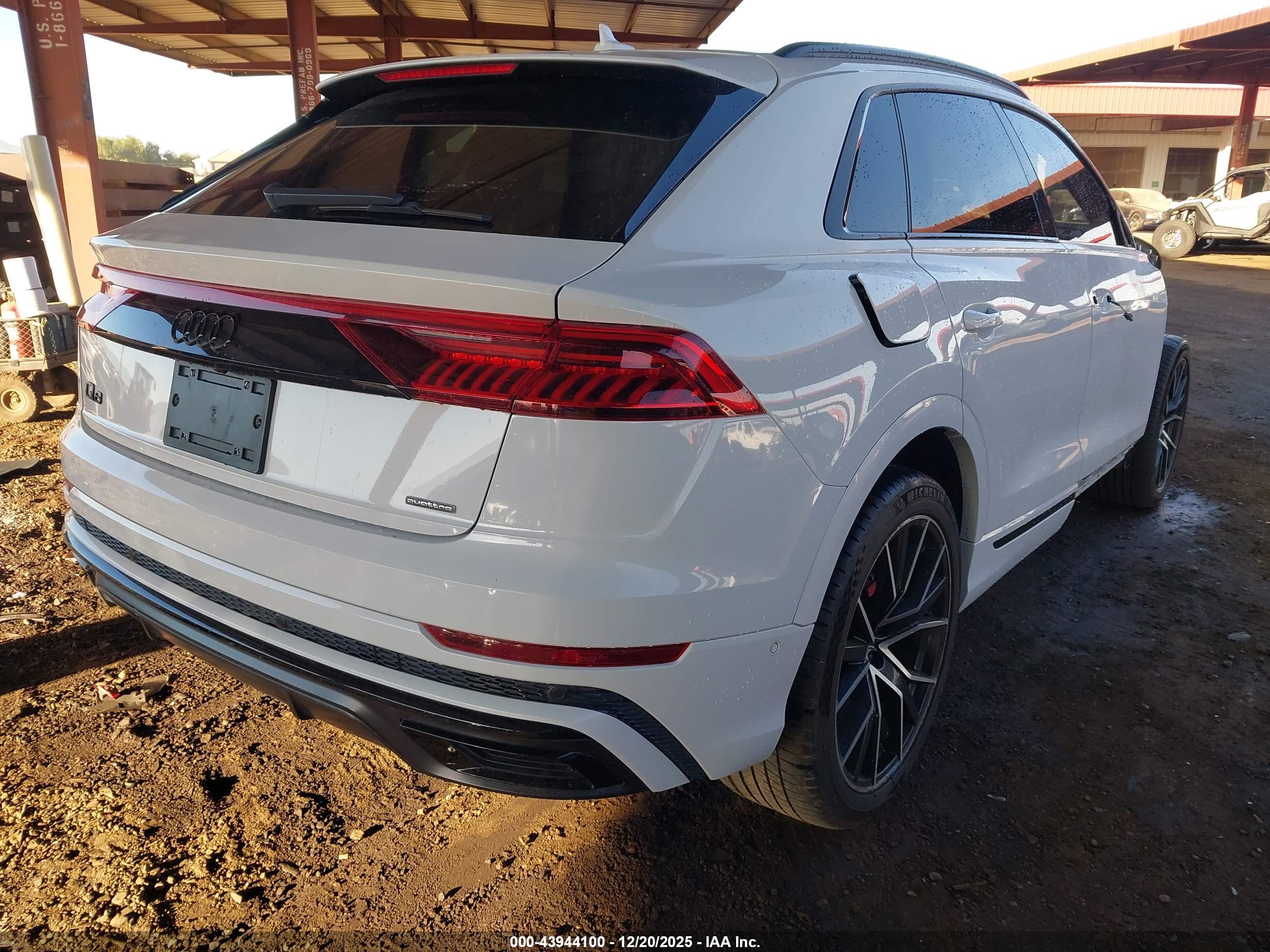 AUDI Q8 image 4