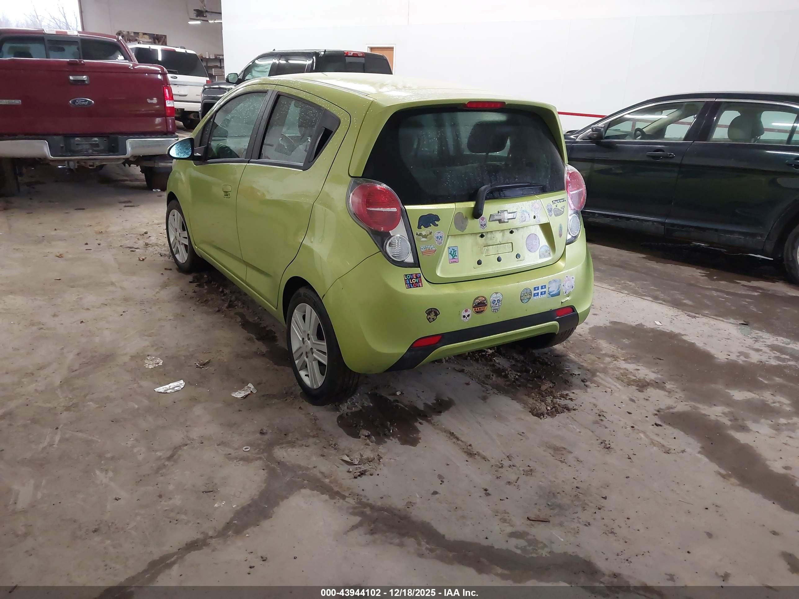 CHEVROLET SPARK image 3