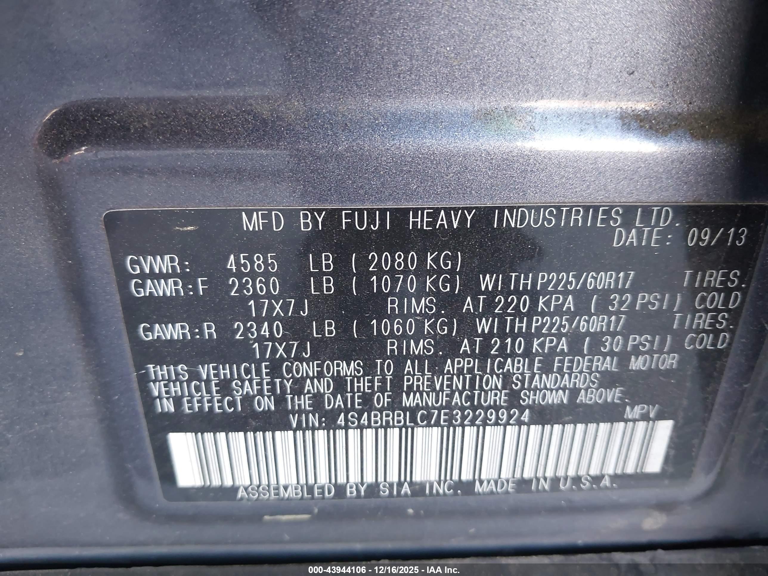 SUBARU OUTBACK image 9