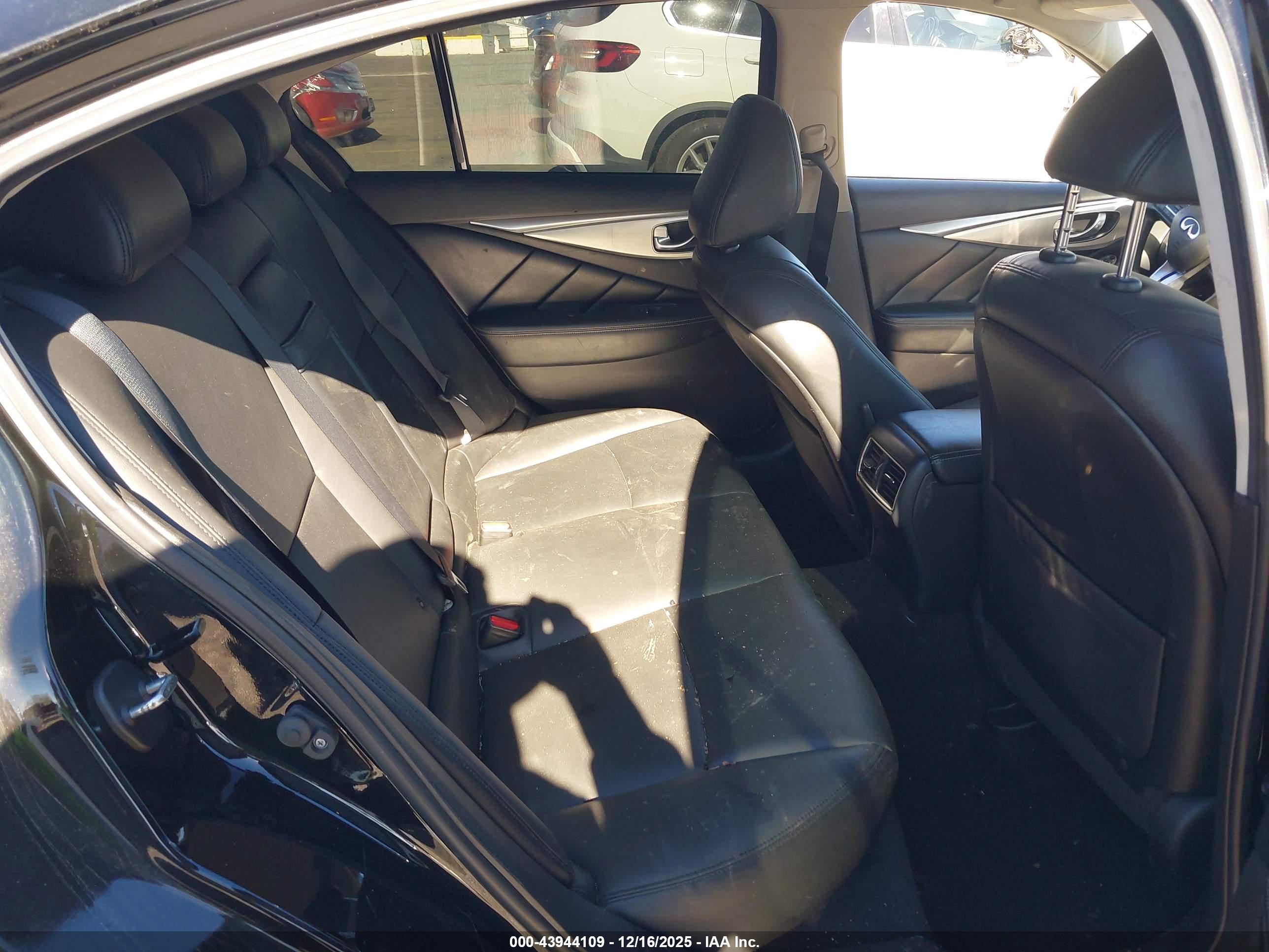 INFINITI Q50 image 8