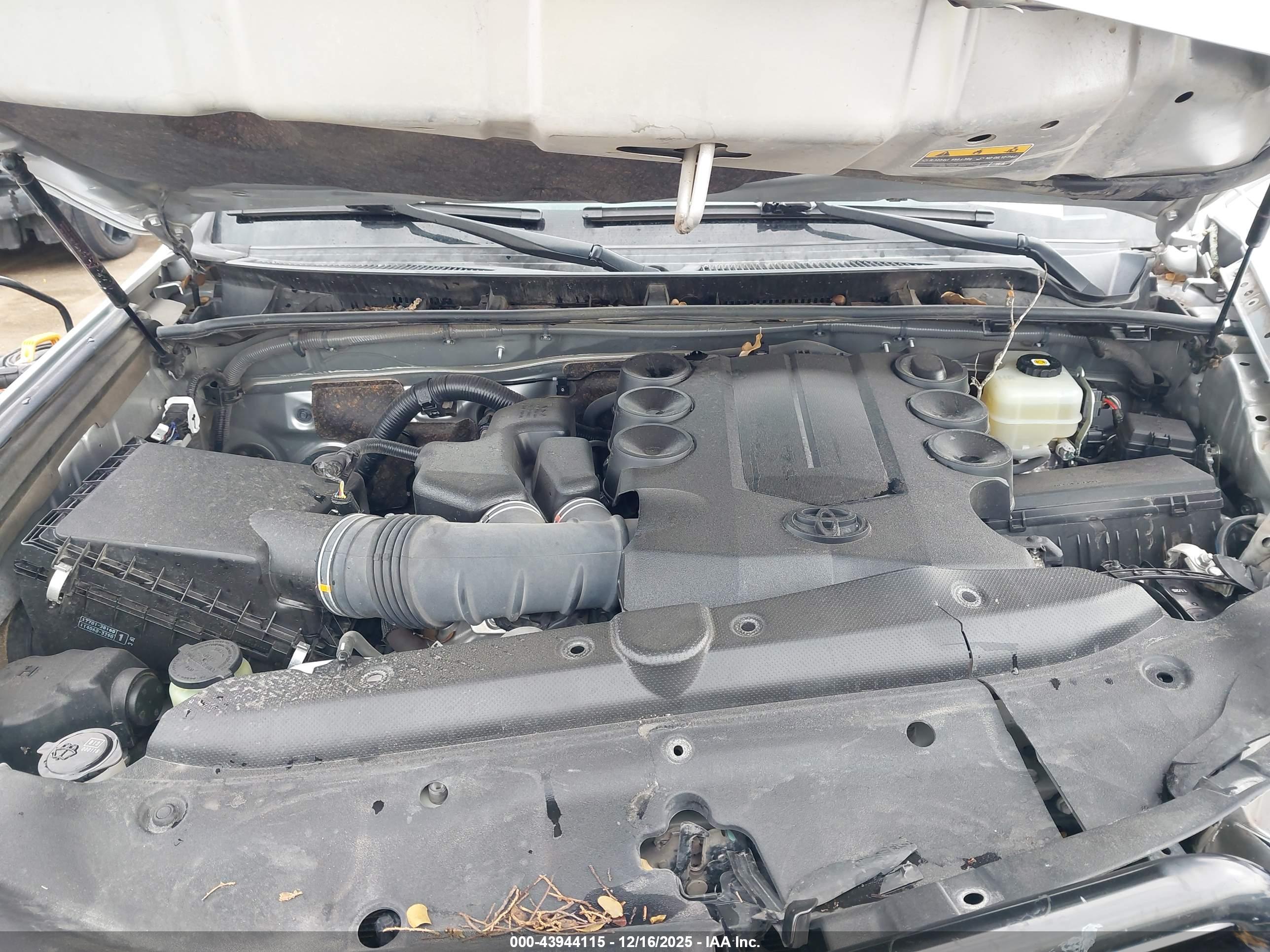 TOYOTA 4RUNNER image 10