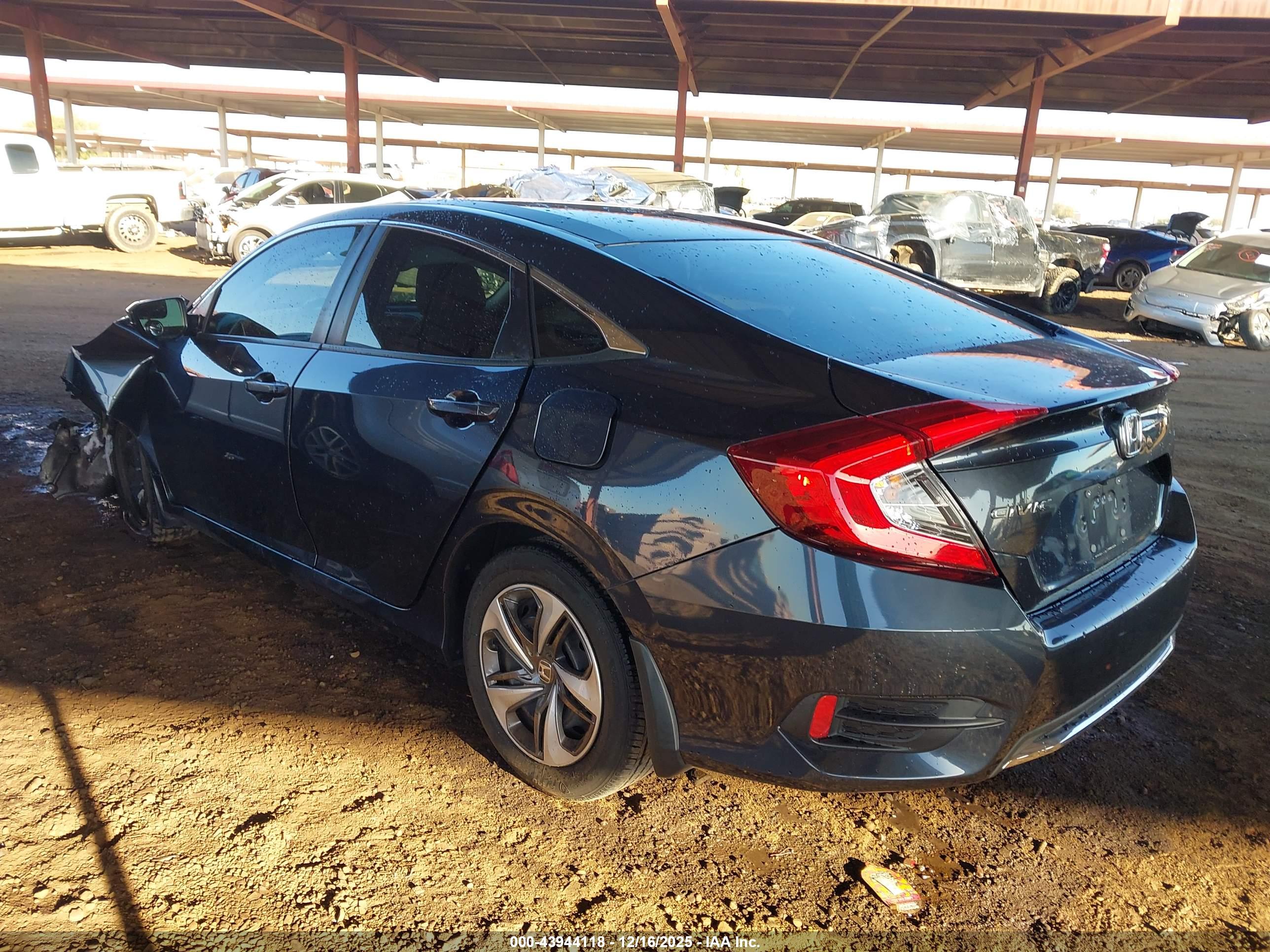 HONDA CIVIC image 3