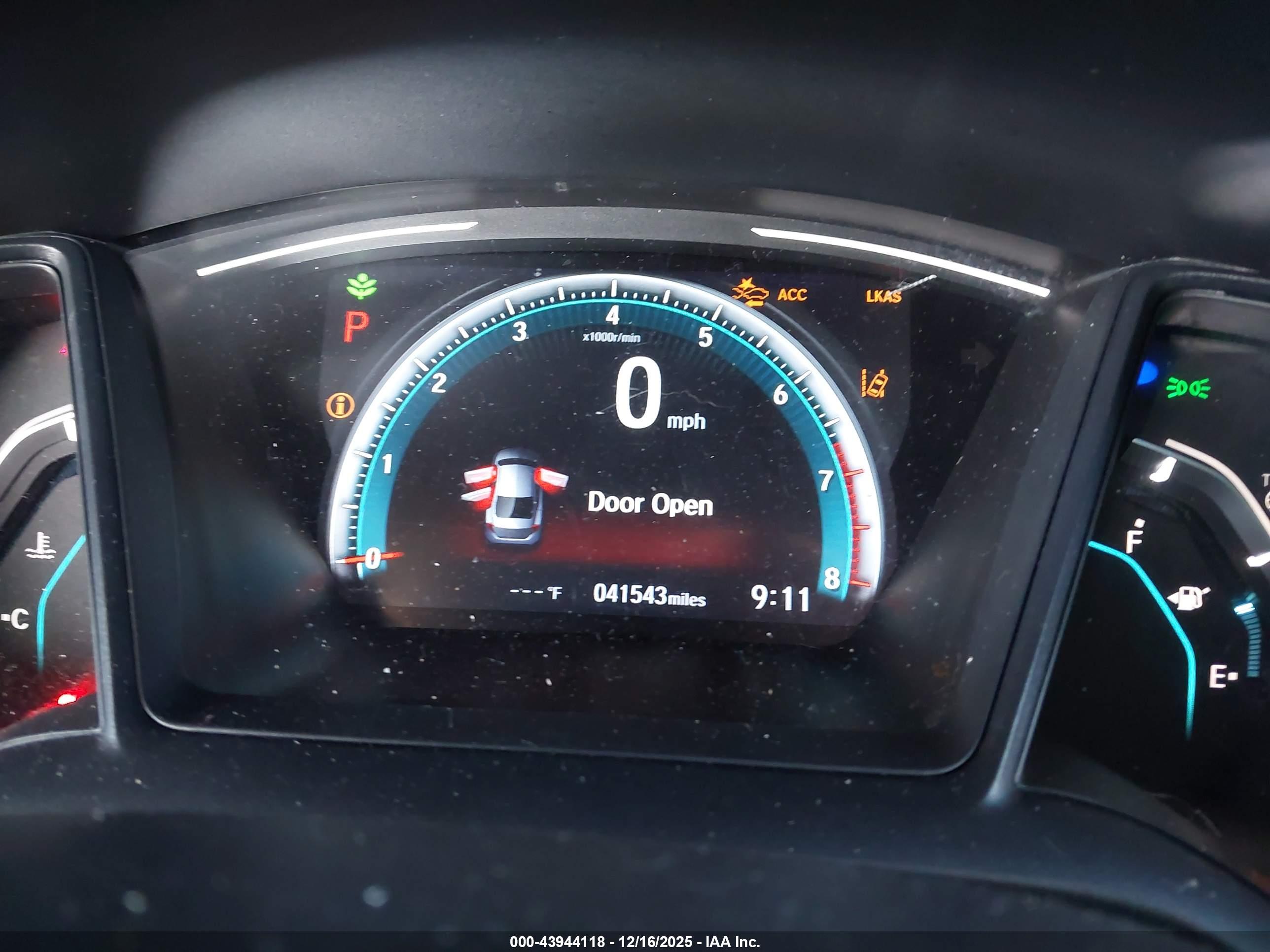 HONDA CIVIC image 7