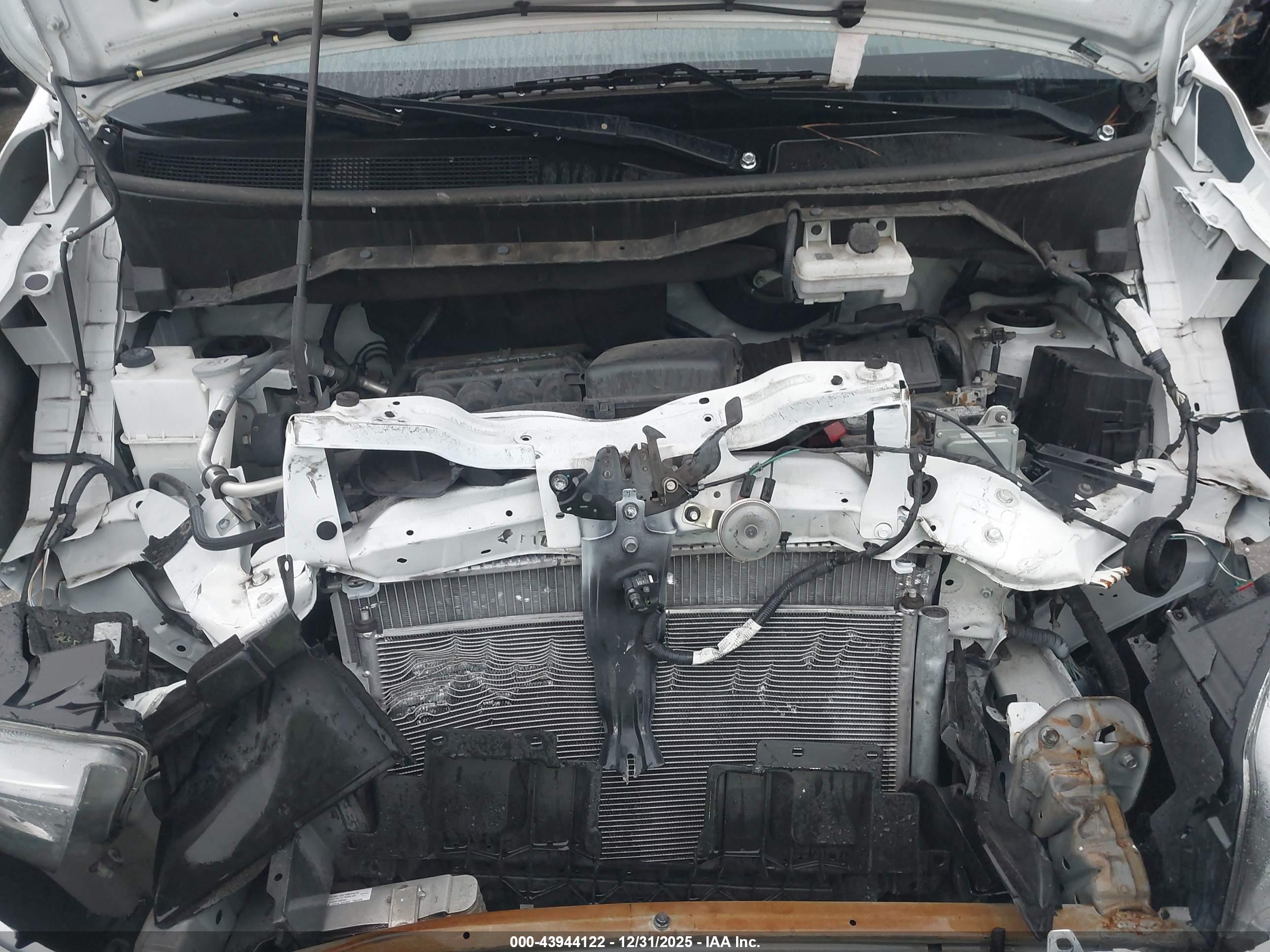 NISSAN NV200 image 10