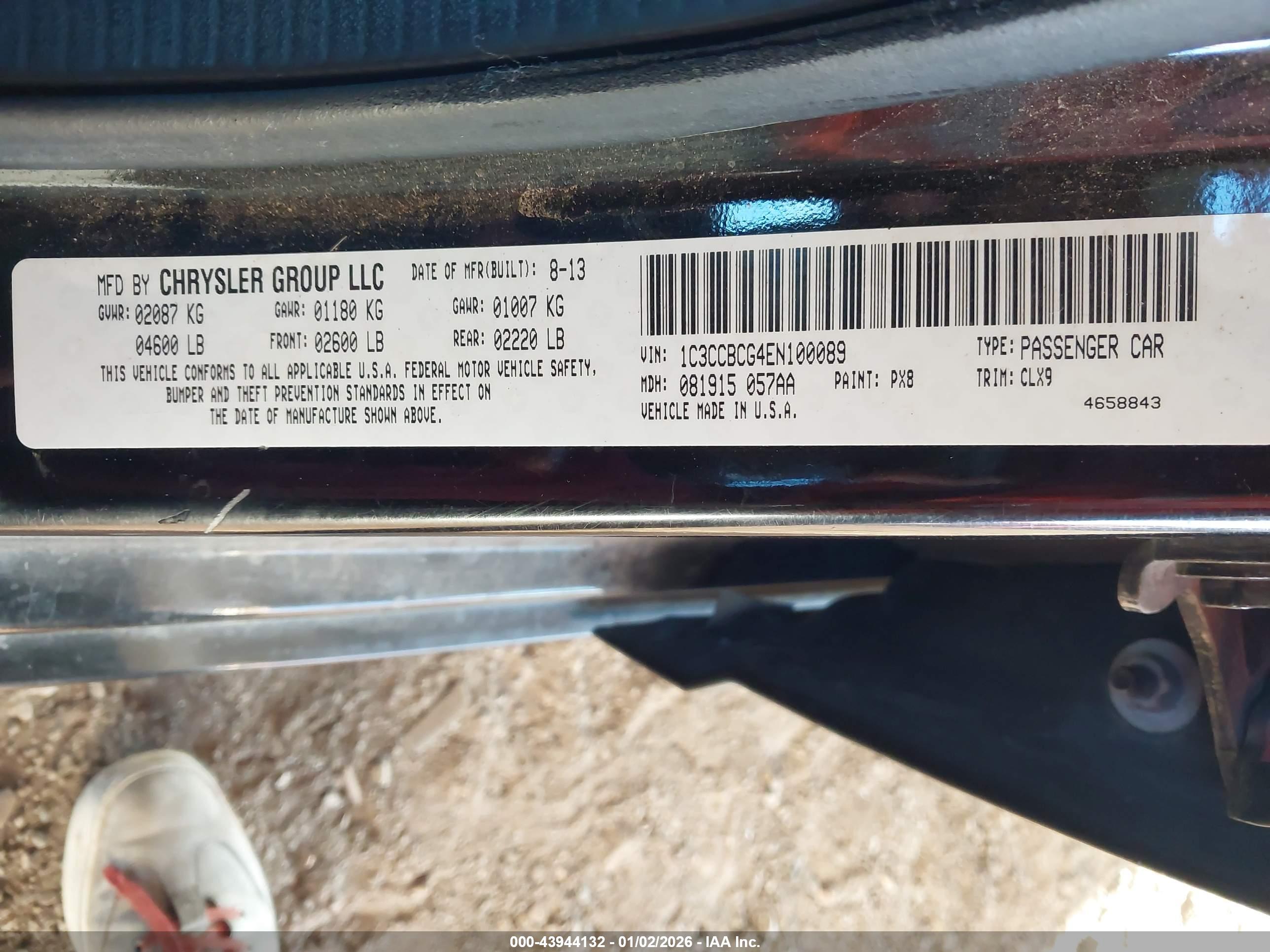 CHRYSLER 200 image 9