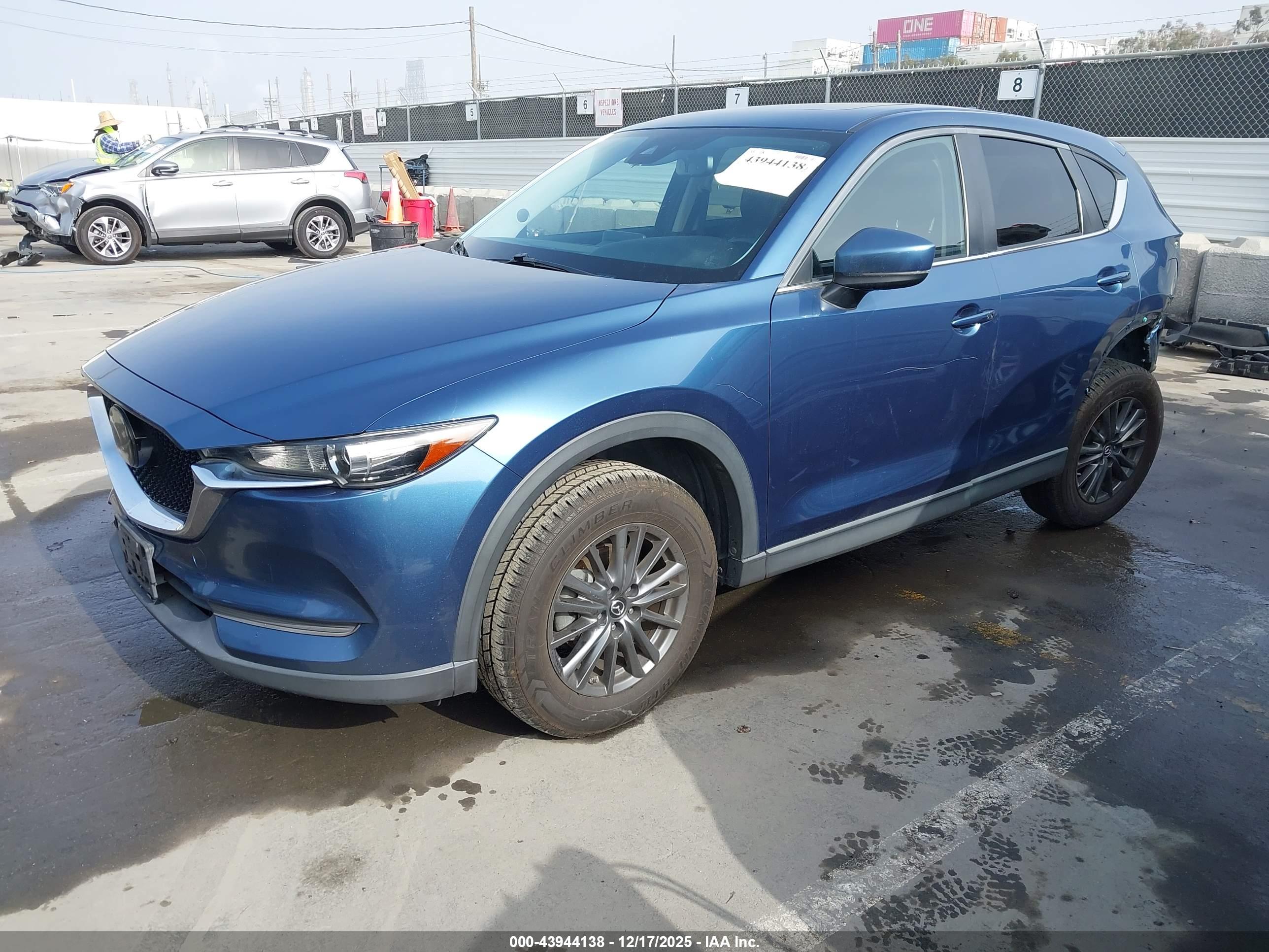 MAZDA CX-5 image 2