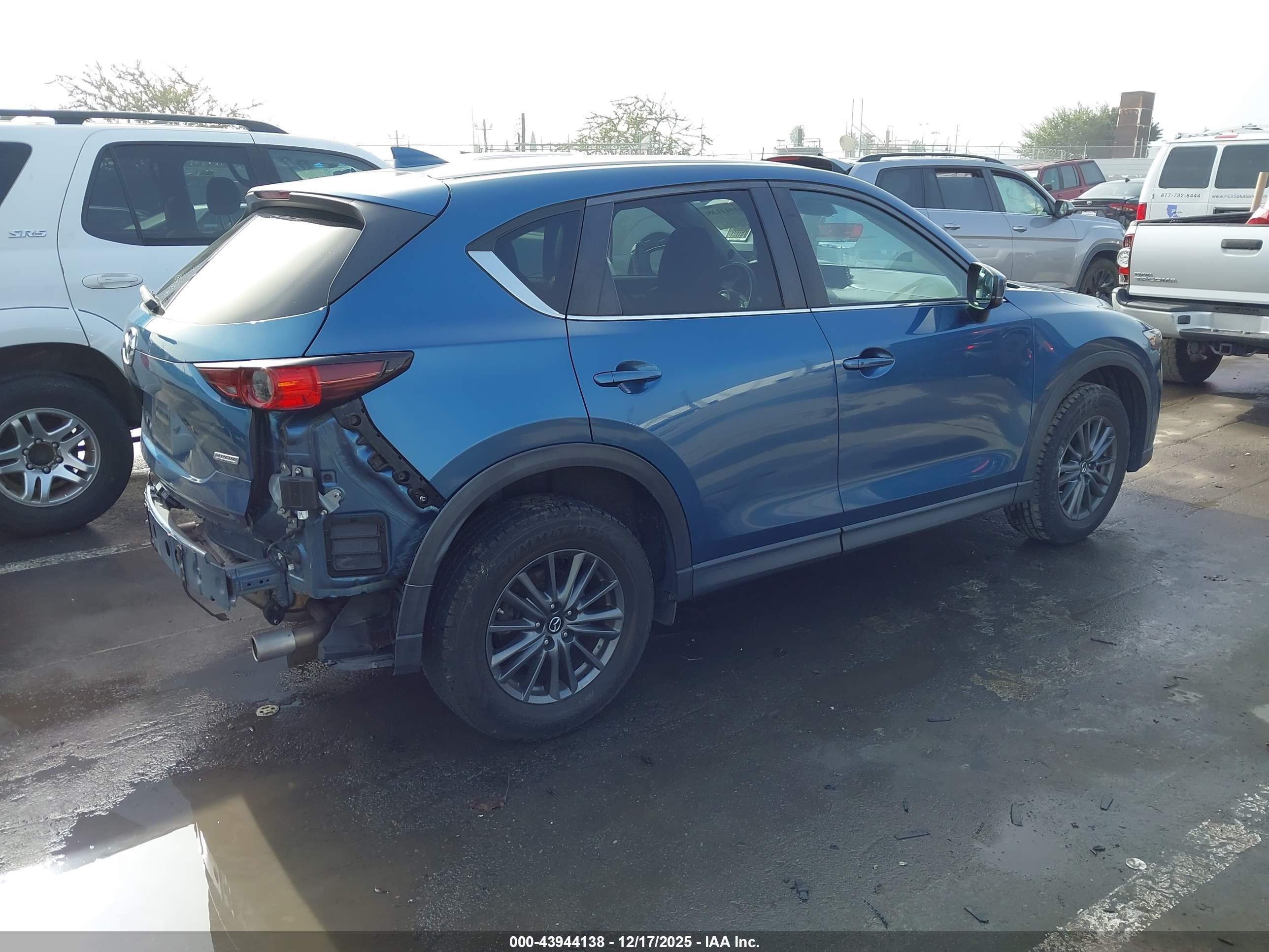 MAZDA CX-5 image 4
