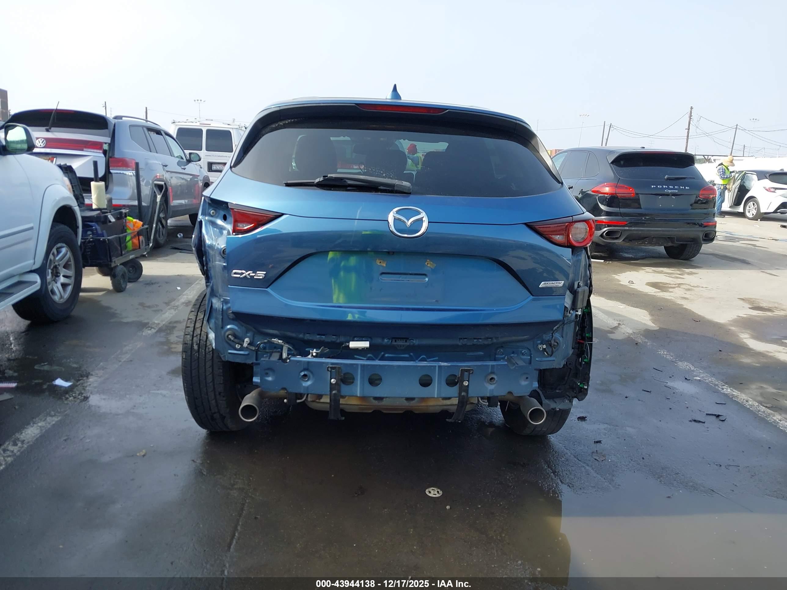 MAZDA CX-5 image 6