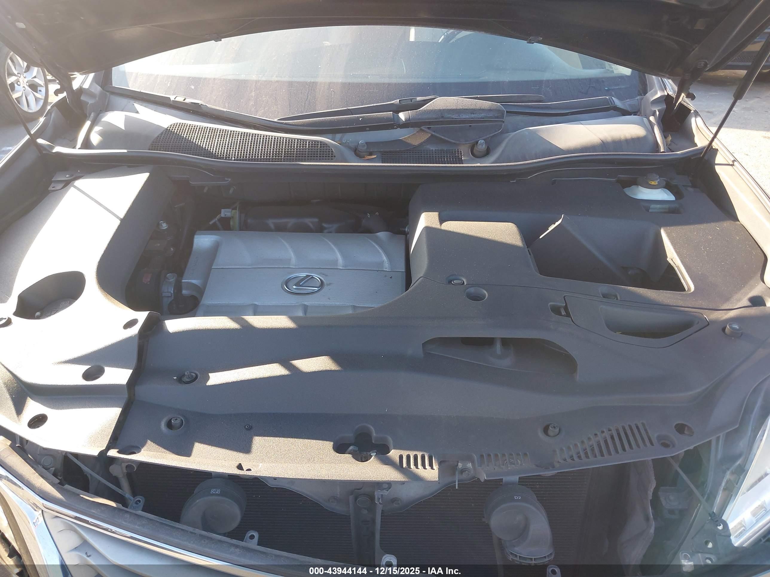 LEXUS RX image 10