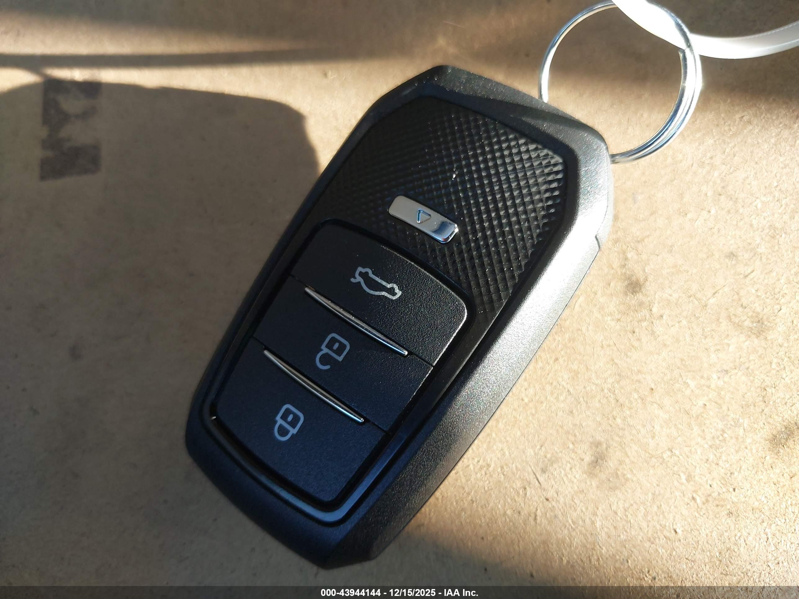 LEXUS RX image 11