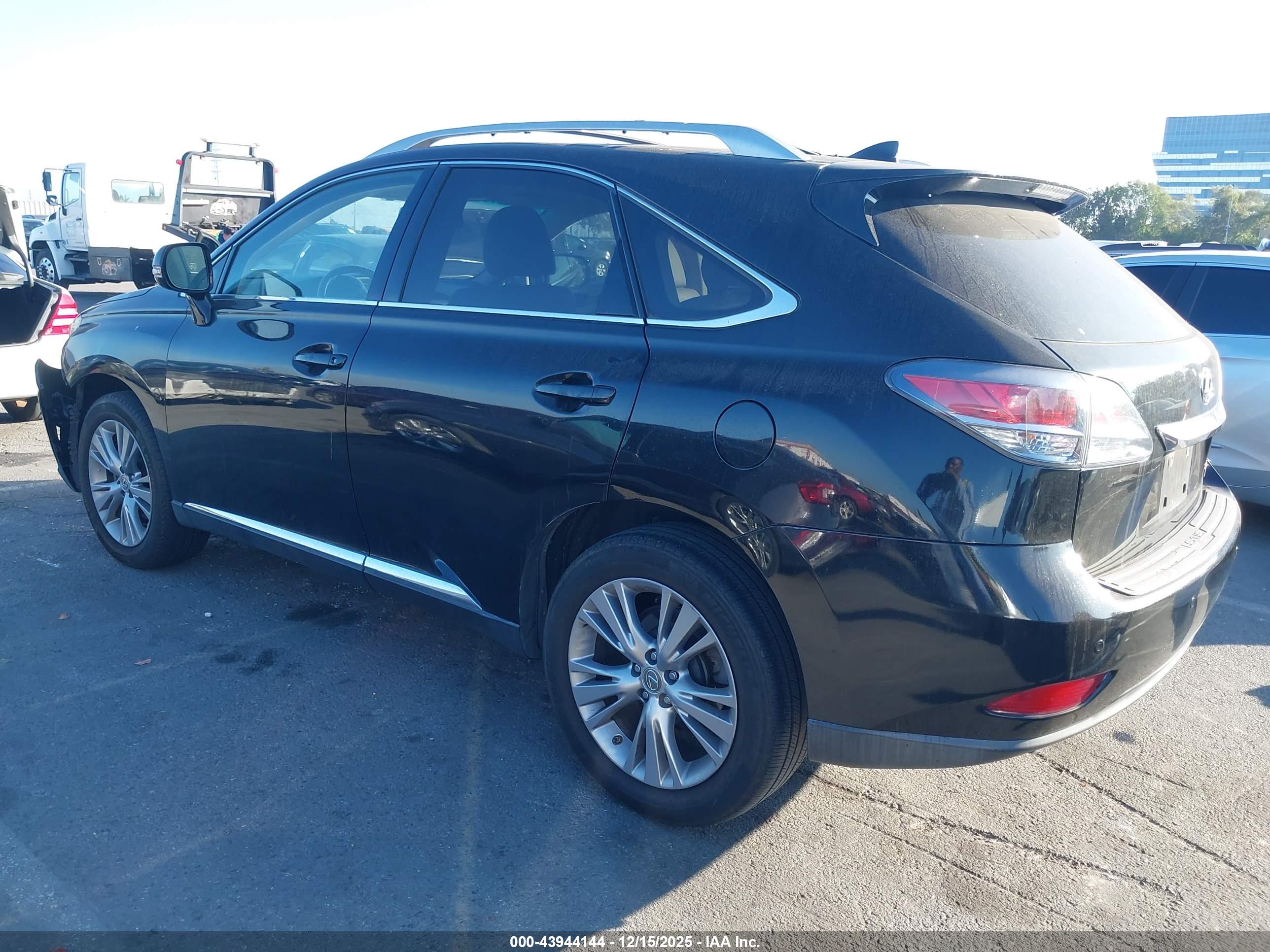 LEXUS RX image 3