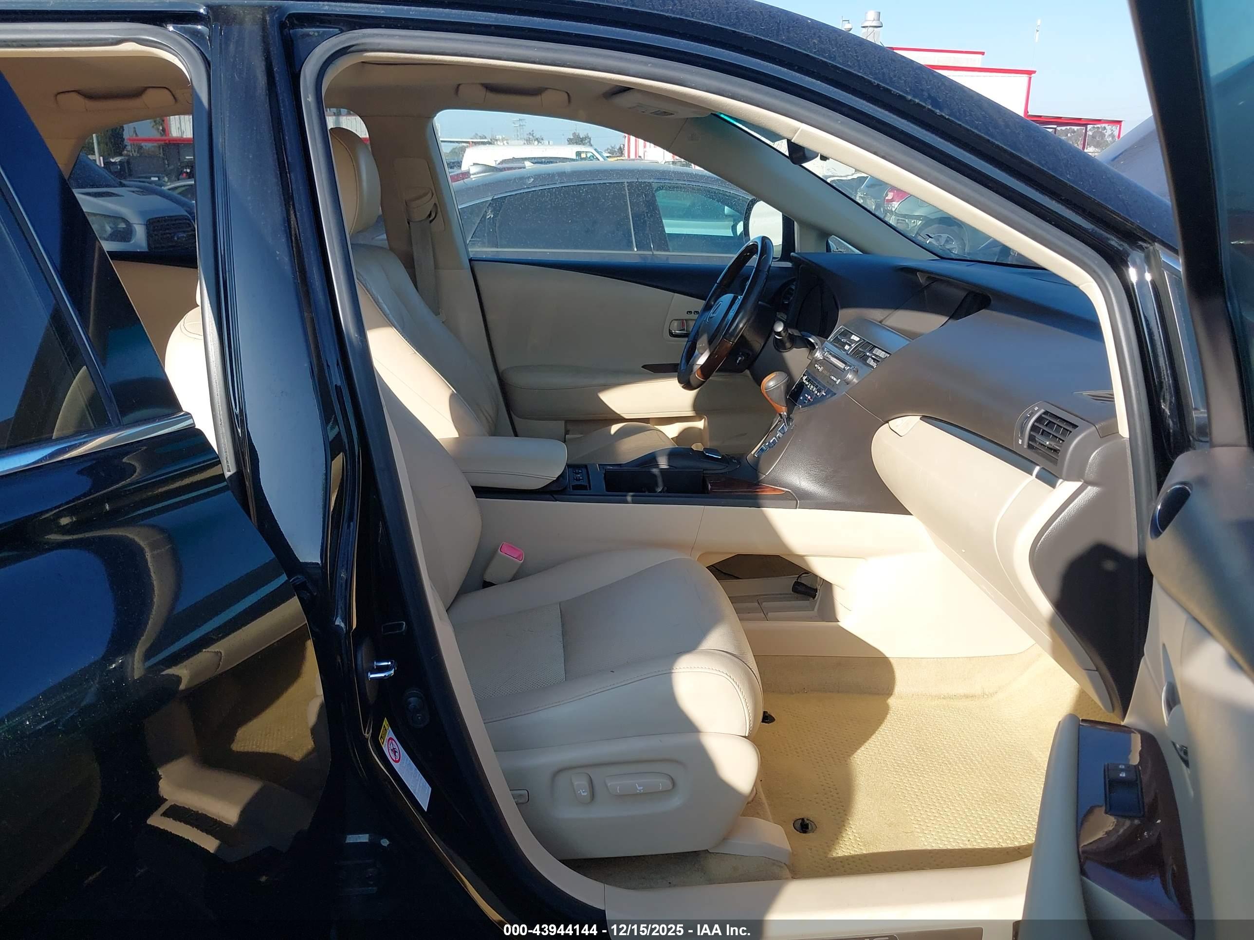 LEXUS RX image 5