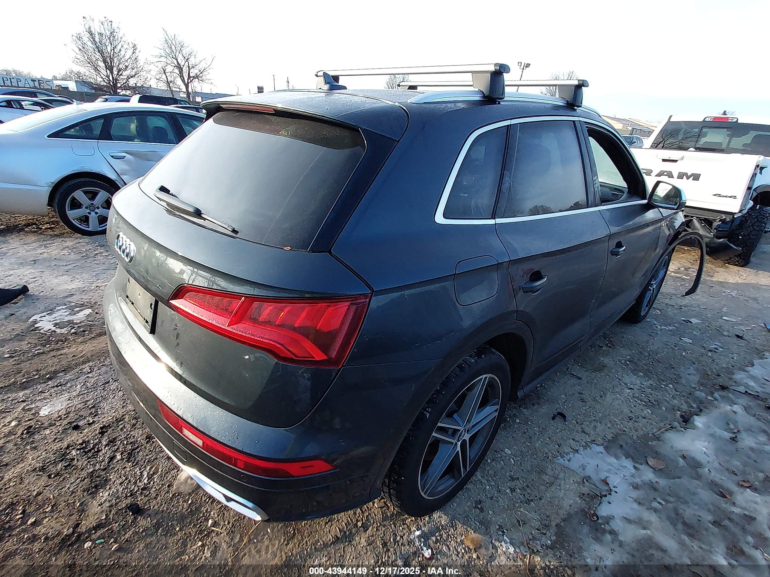 AUDI SQ5 image 4