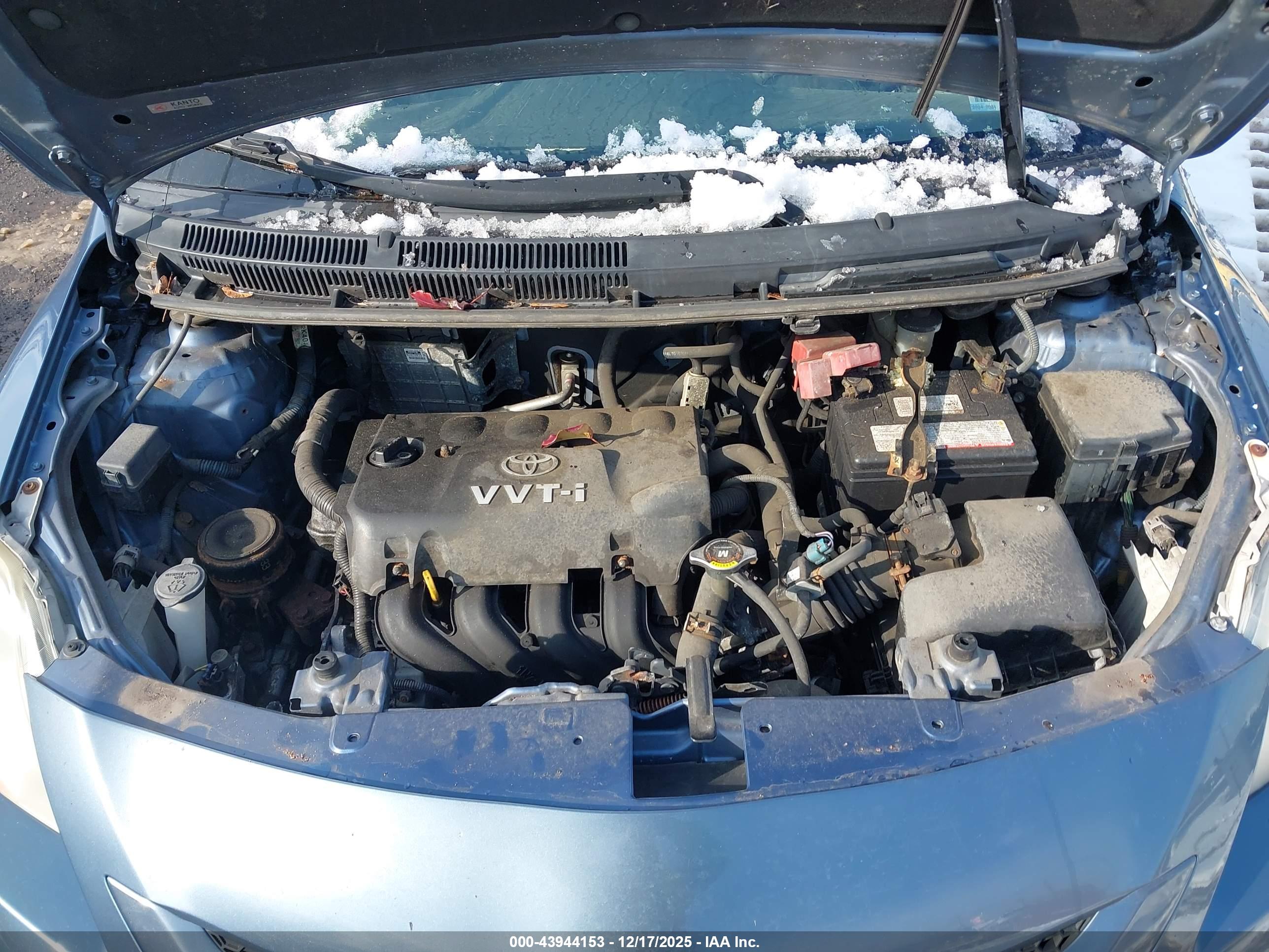 TOYOTA YARIS image 10