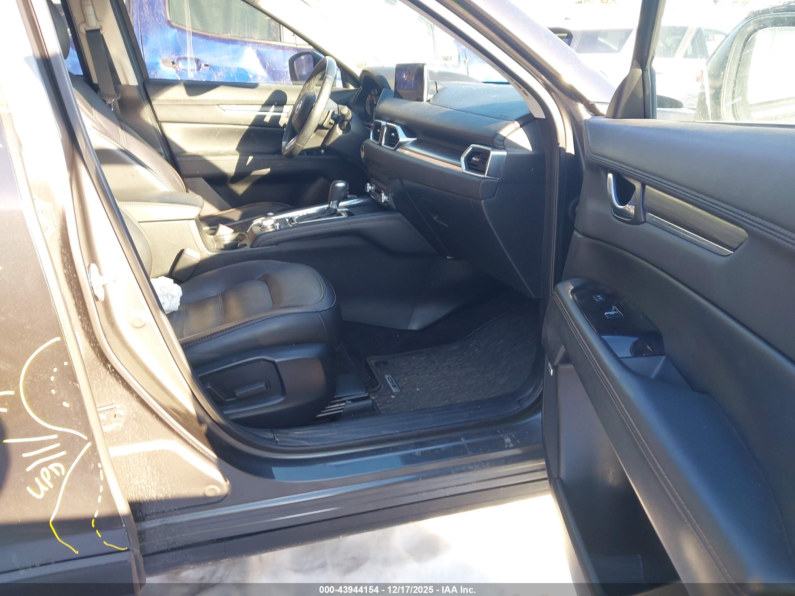 MAZDA CX-5 image 5