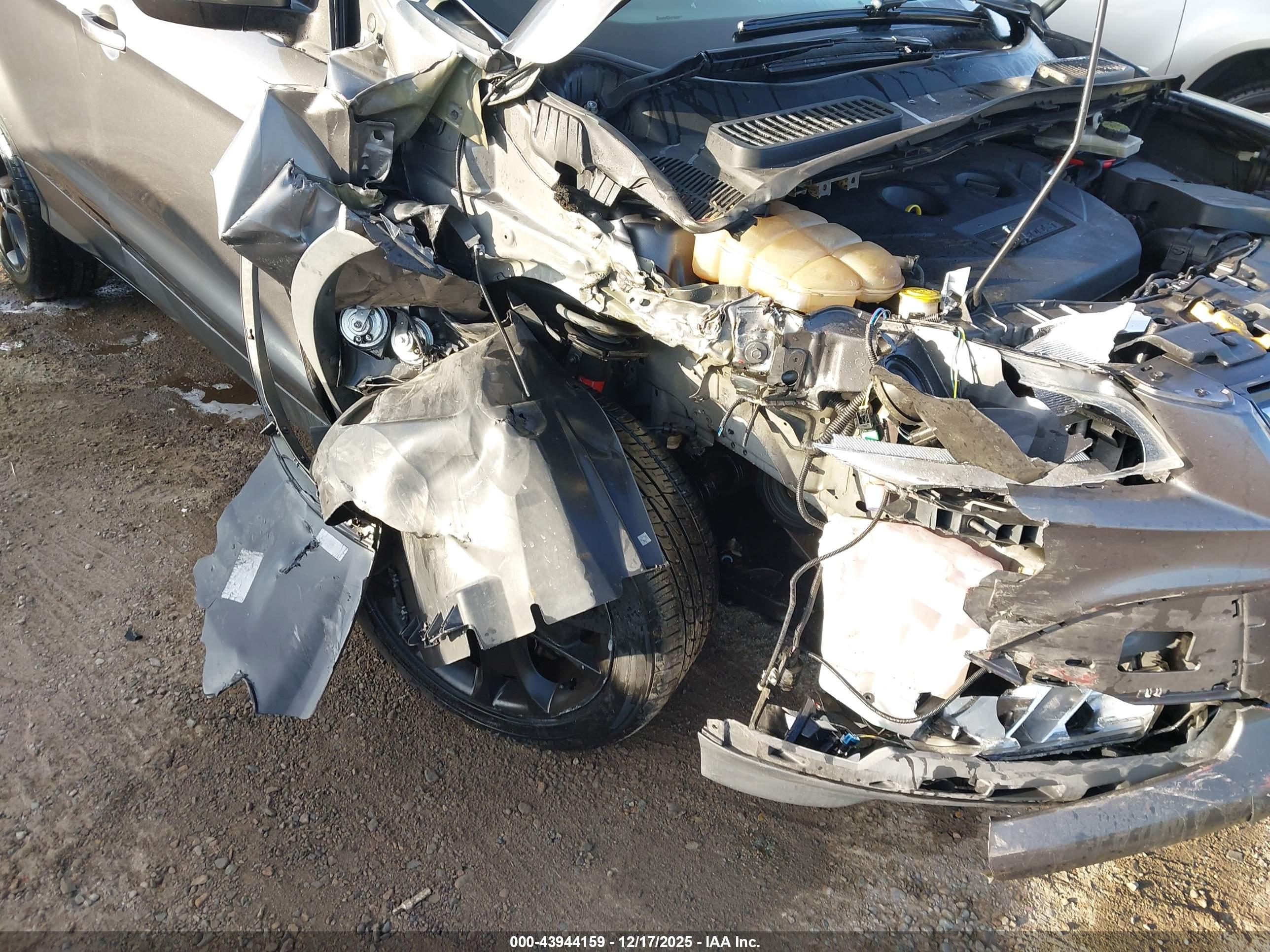 FORD ESCAPE image 6