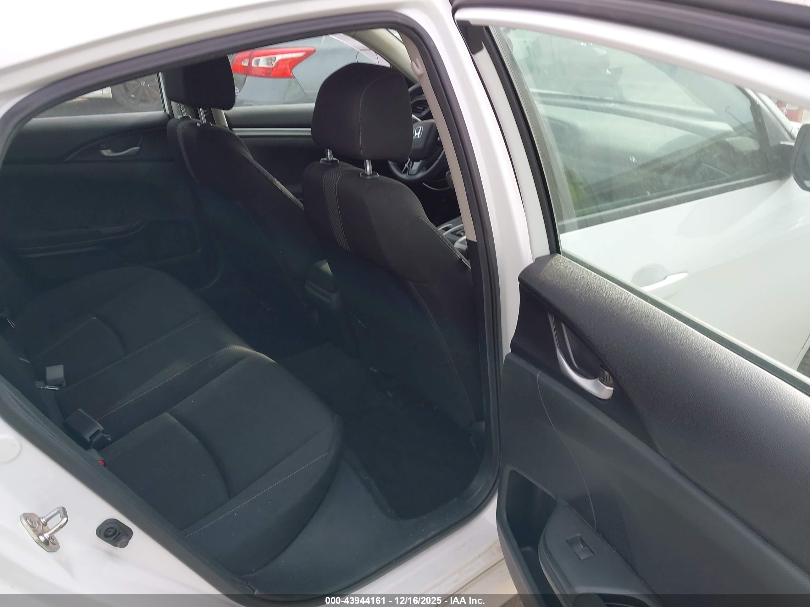 HONDA CIVIC image 8