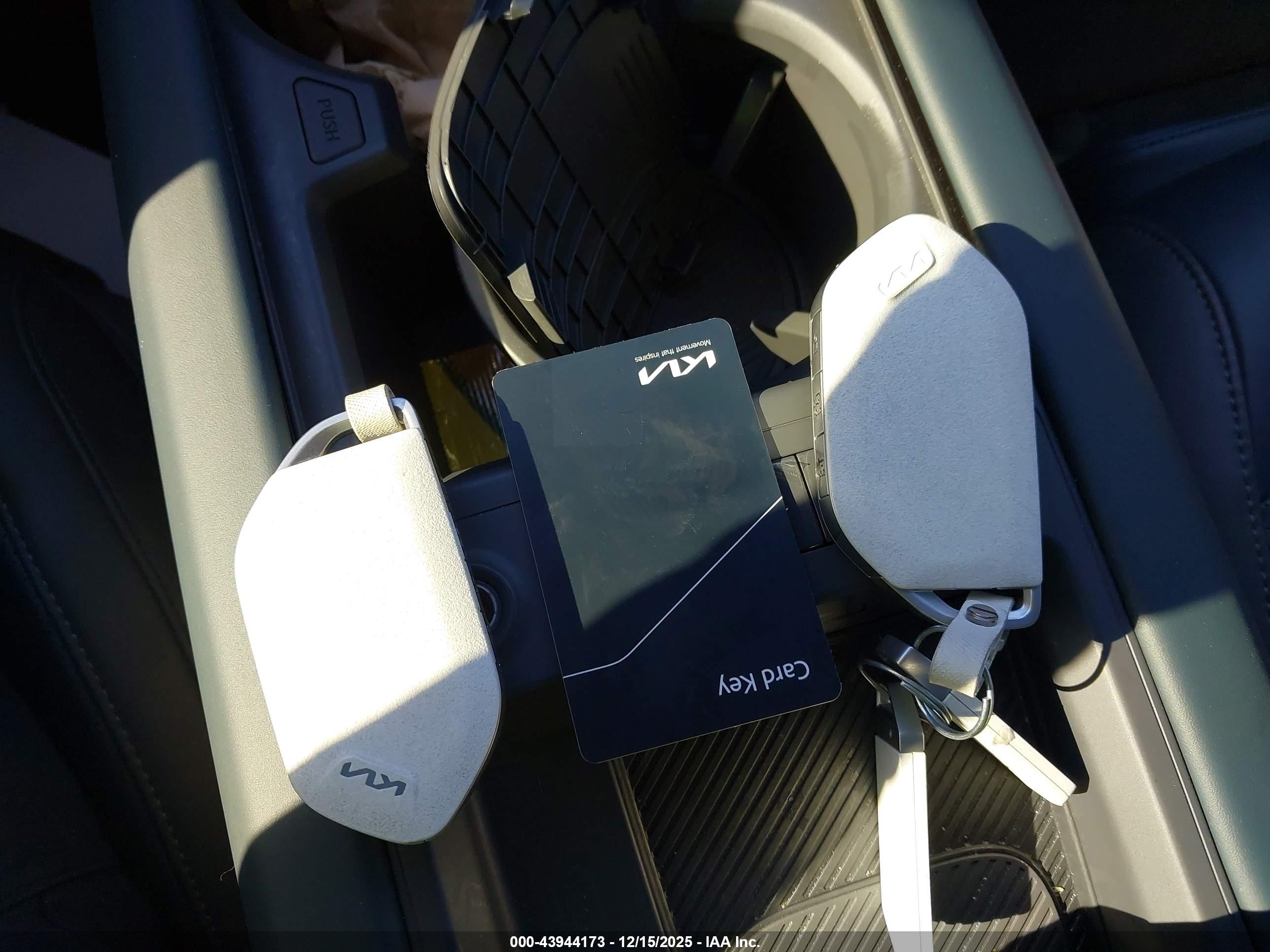 KIA EV9 image 11